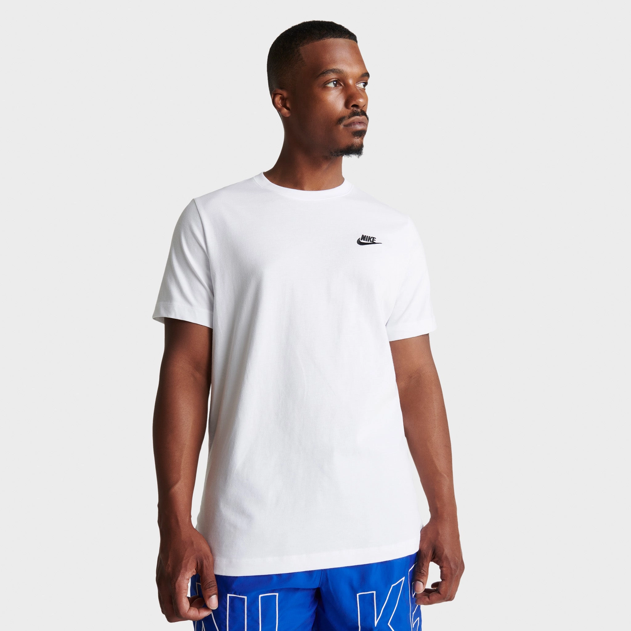 Silicone Grip Hem Lightweight Everyday Wear Nike Sportswear Club T-shirt White / Black