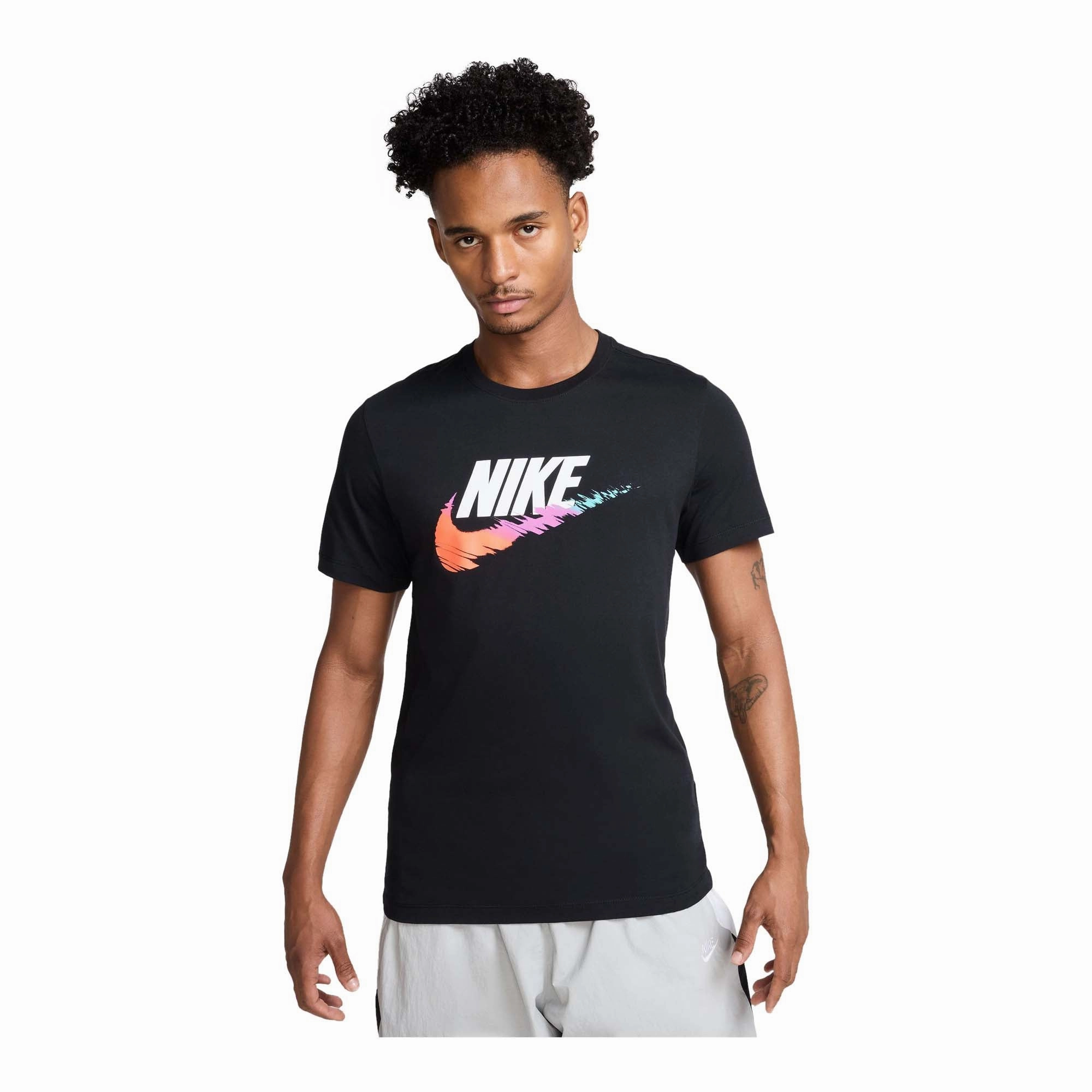 Nike Sportswear Men's T-Shirt ConvertibleStyle MinimalistDesign