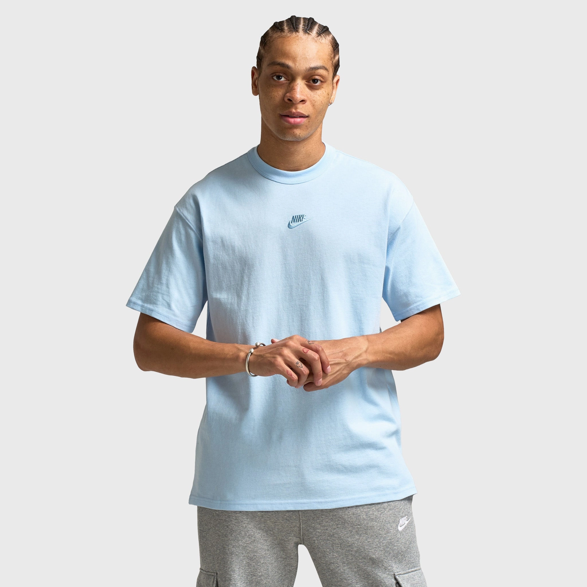 Nike Sportswear Premium Essentials Sustainable T-Shirt / Celestine Blue AntiOdor Technology