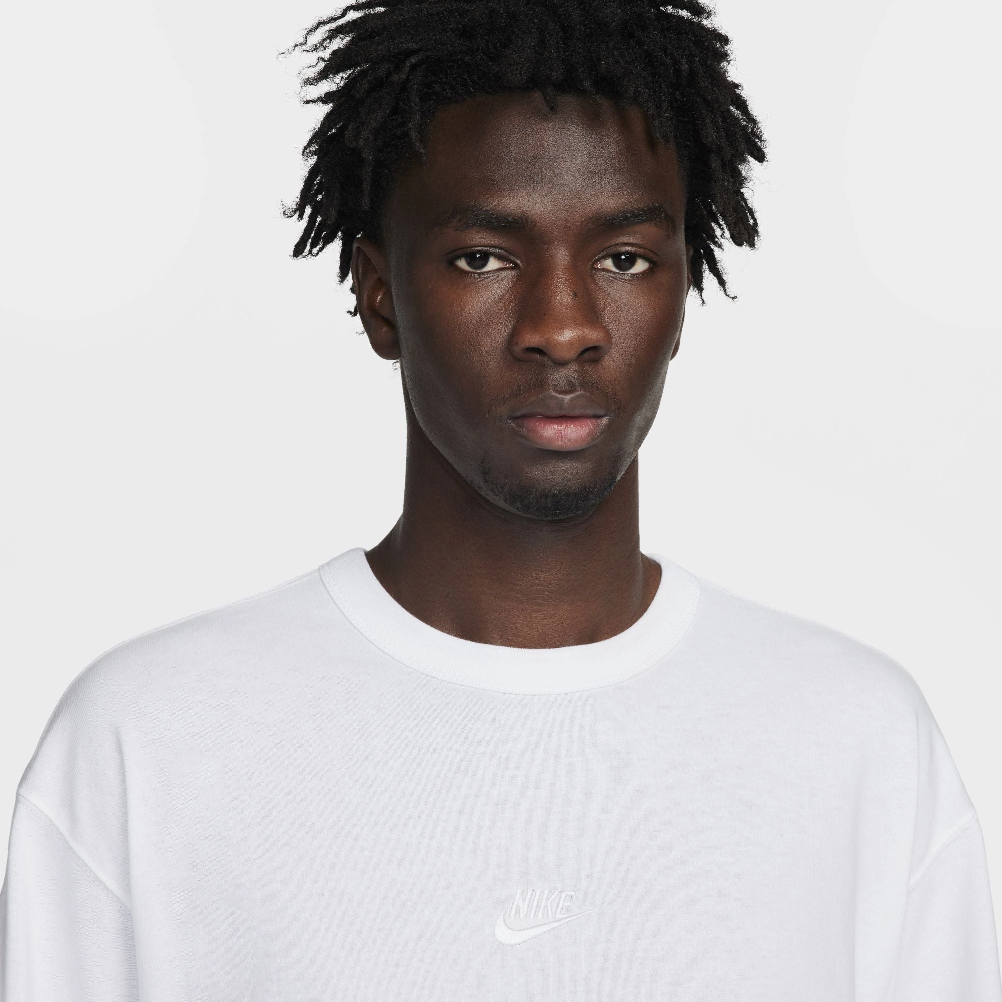 Yoga Friendly Design Raglan Sleeve Nike Sportswear Premium Essentials T-Shirt White / White