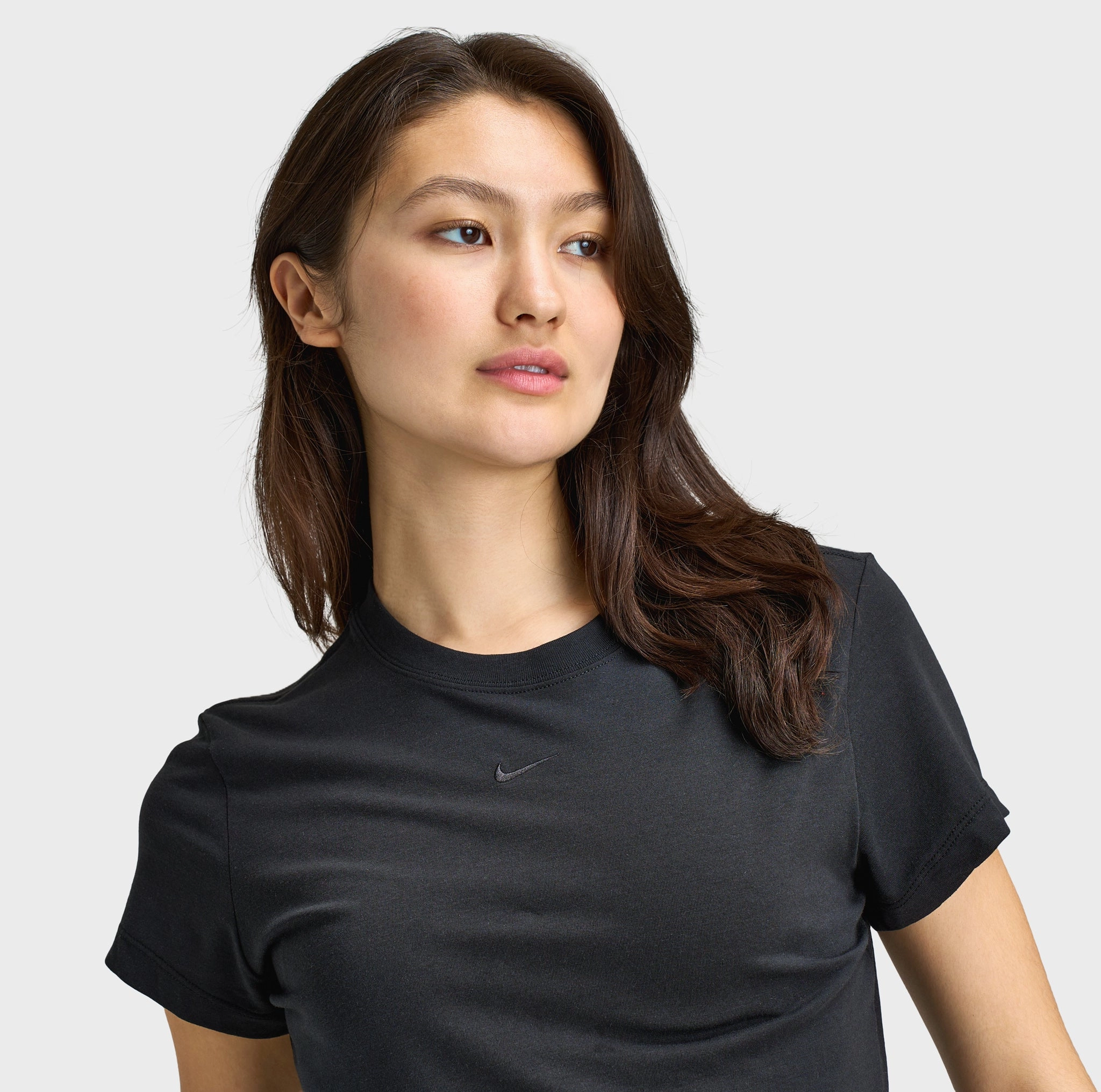 Smooth Flatlock Stitching warm weather Nike Sportswear Women's Chill Knit Crop T-Shirt Black / Blac
