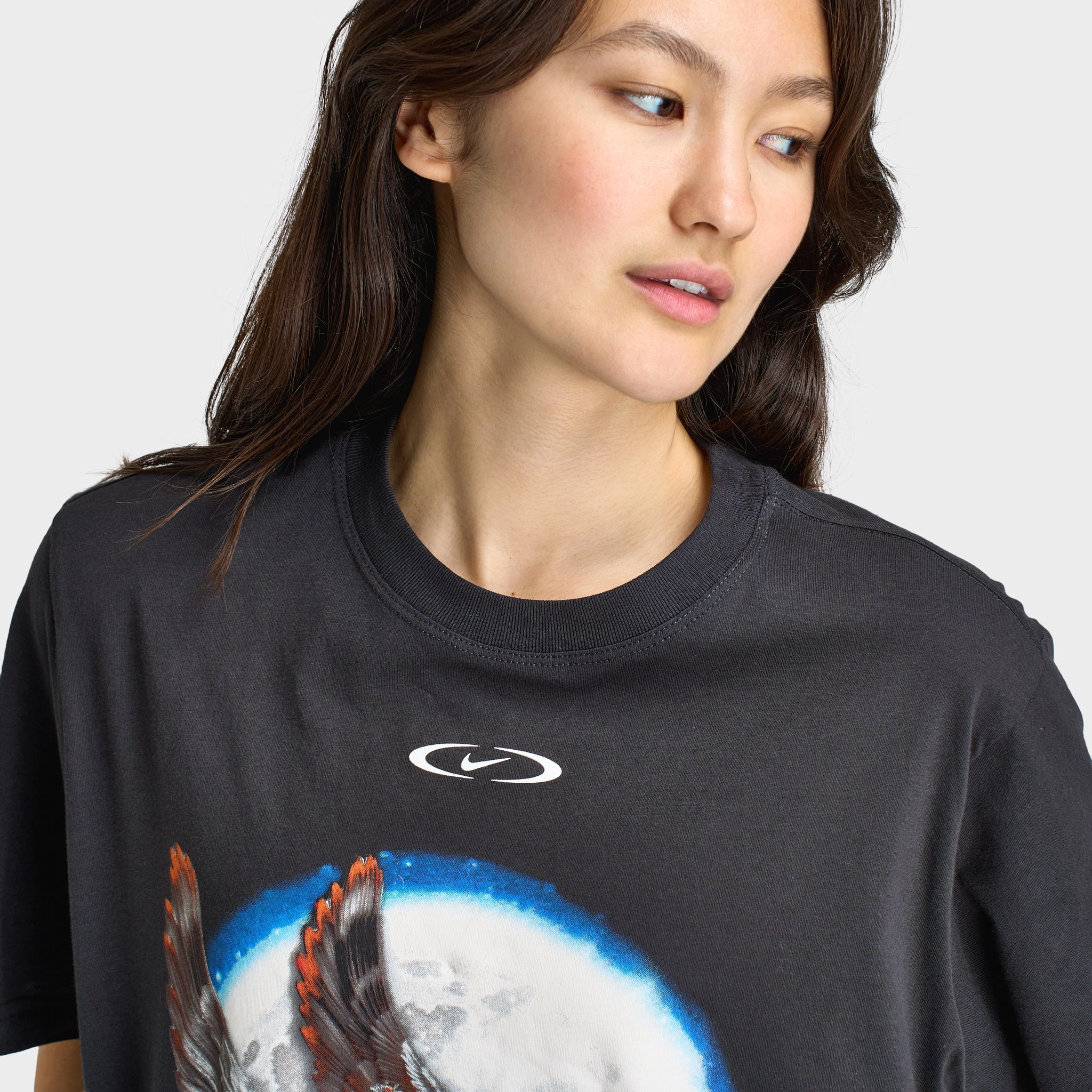 Nike Sportswear Women's Essentials Boyfriend Soaring T-Shirt Off Noir / White Outdoor Activity