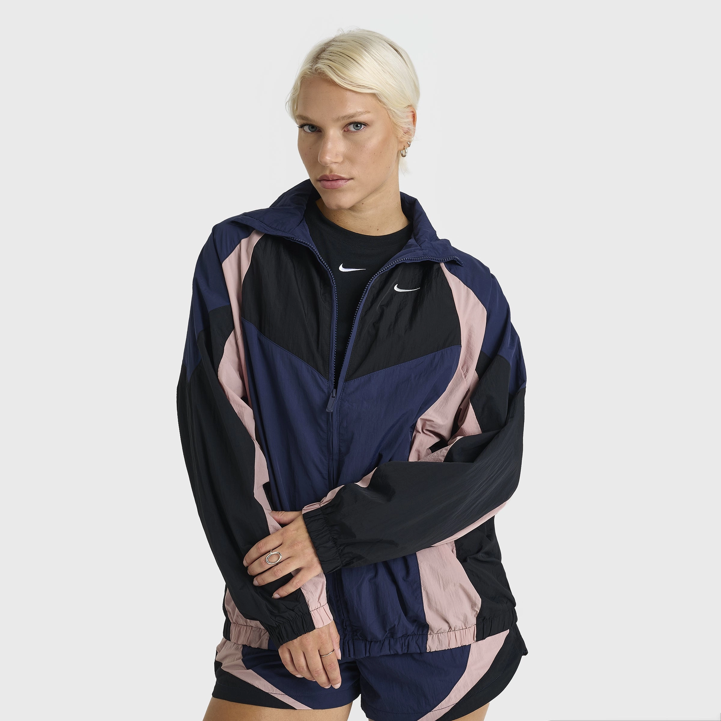 Nike Sportswear Women's Oversized Track Jacket Midnight Navy / Black SeamSealed Edges