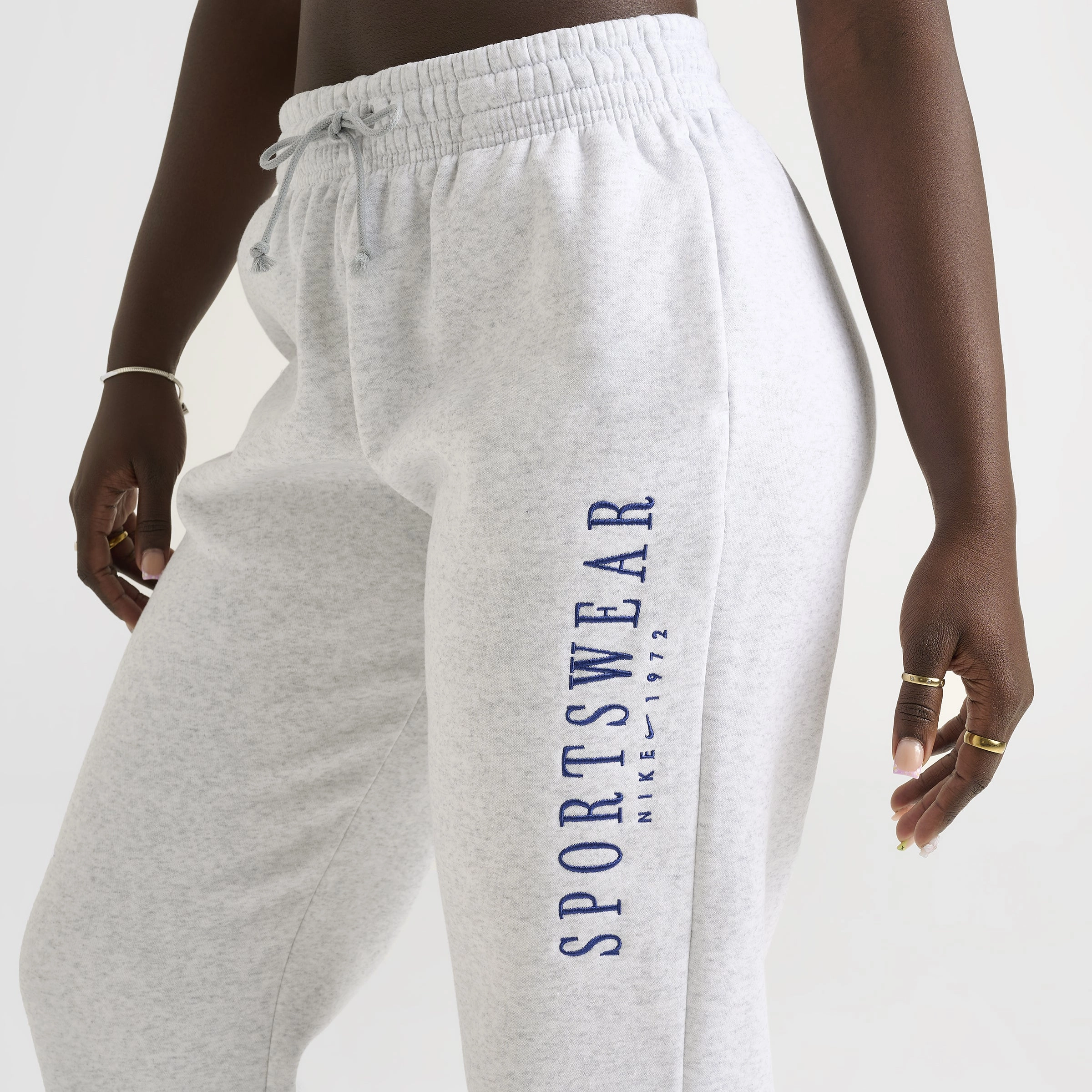 AntiSnagFabric Nike Sportswear Women's Phoenix Fleece High-Rise Oversized Pants Birch Heather / Deep Royal Blue