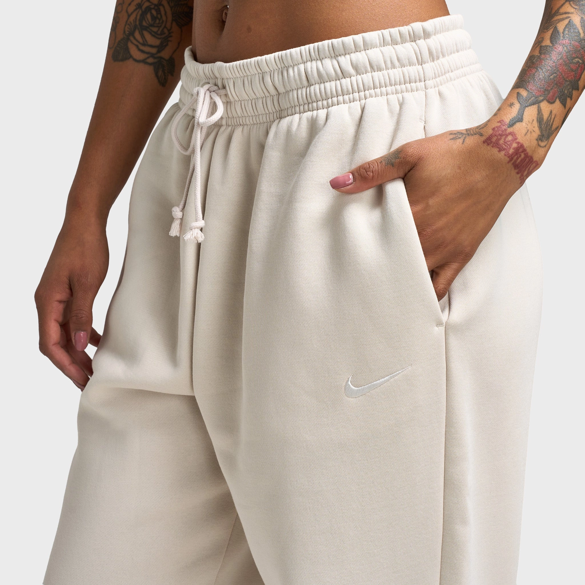 Office Mood FlexibleJointConstruction Nike Sportswear Women's Phoenix Fleece Oversized Sweatpants Light Orewood Brown / Sail