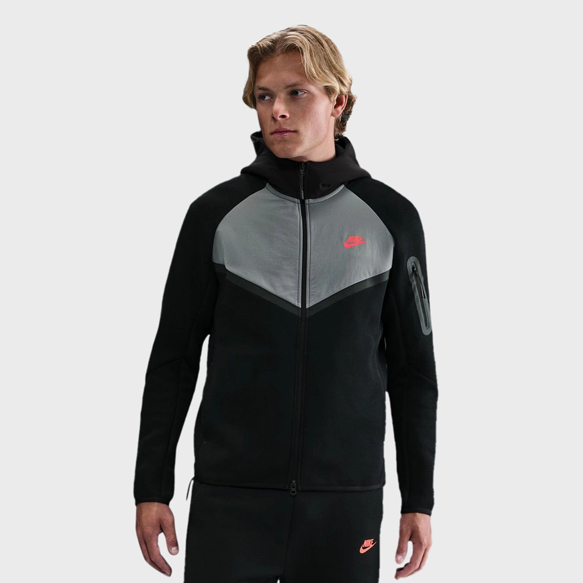 Mid Length Waterproof Technology Nike Tech Fleece Full Zip Windrunner Hoodie Black / Smoke Grey - Bright Crimson
