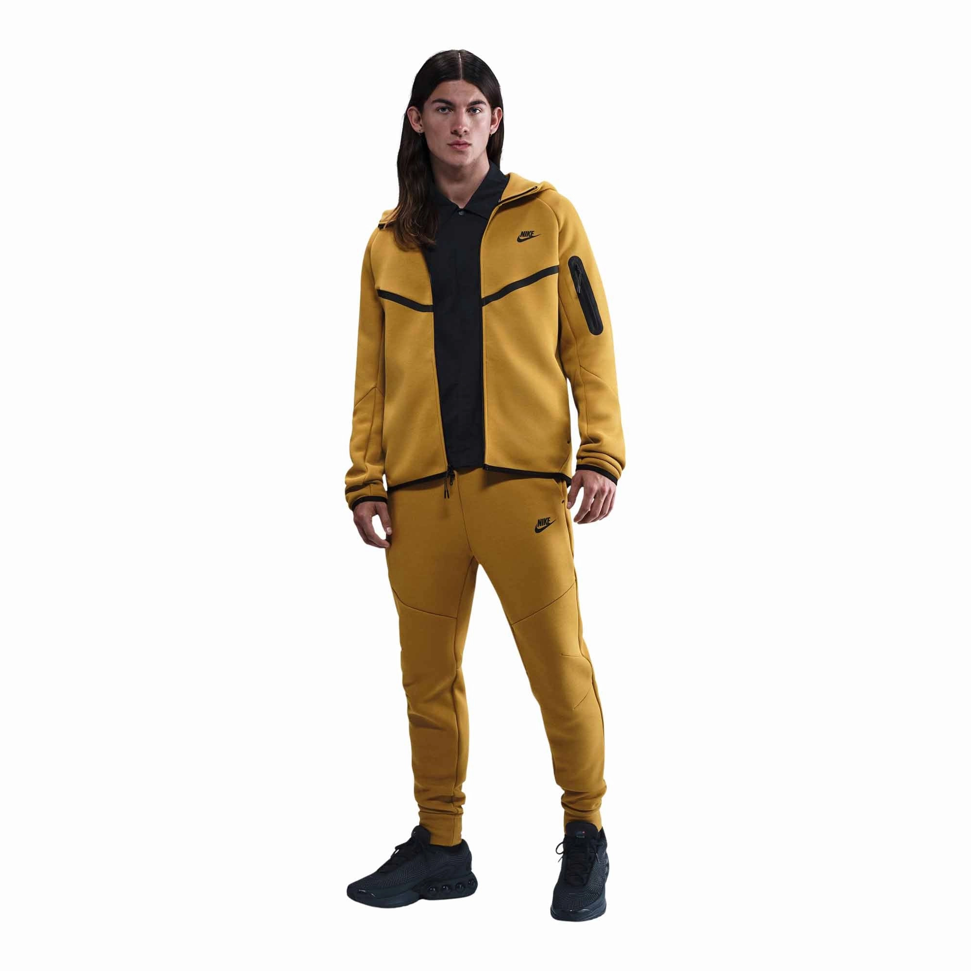 ThermalRegulation Nike Tech Men's Fleece Windrunner Full-Zip Jacket