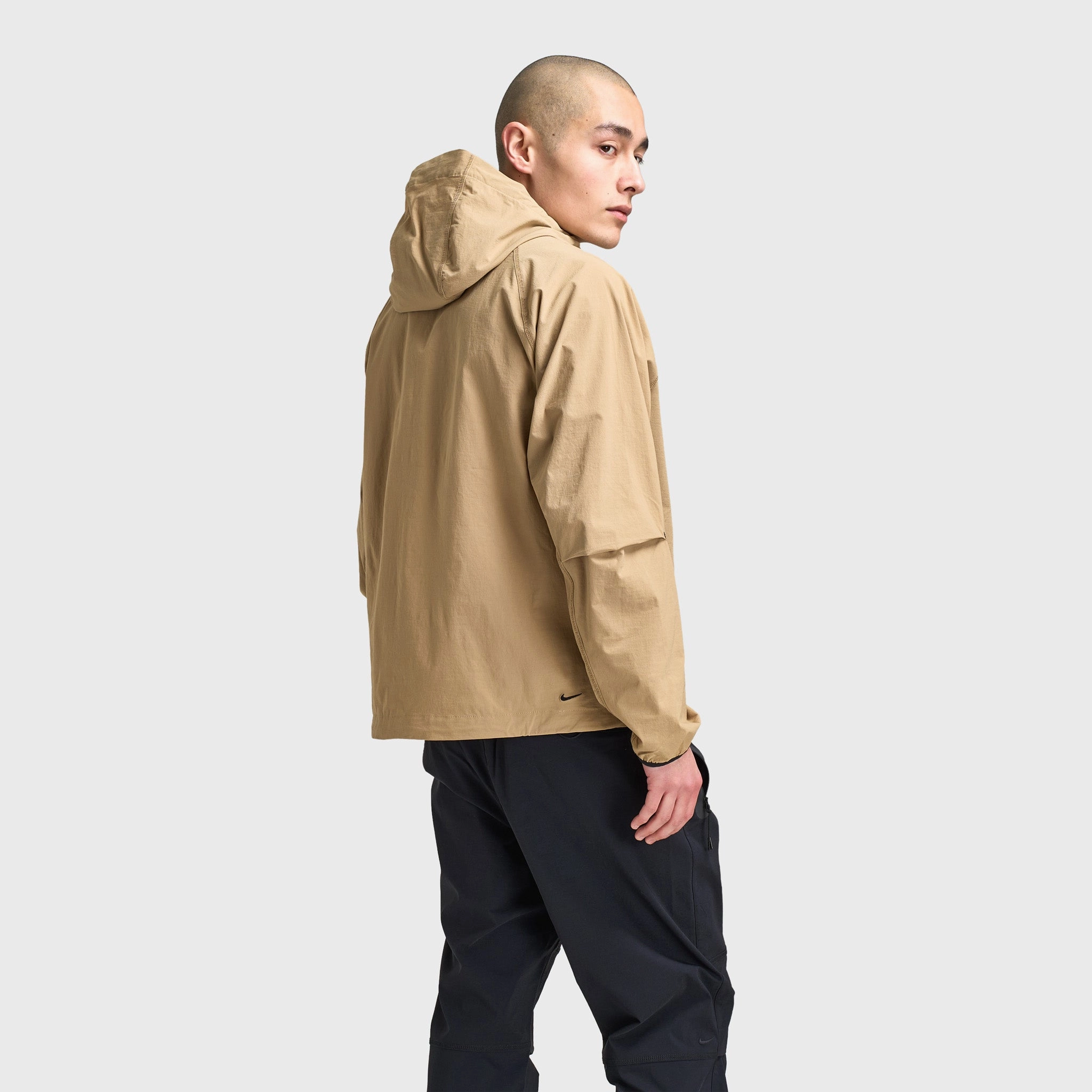 Nike Tech Woven Full Zip Windrunner Jacket Parachute Beige / Parachute Beige - Black Dynamic Ergonomic Patterns