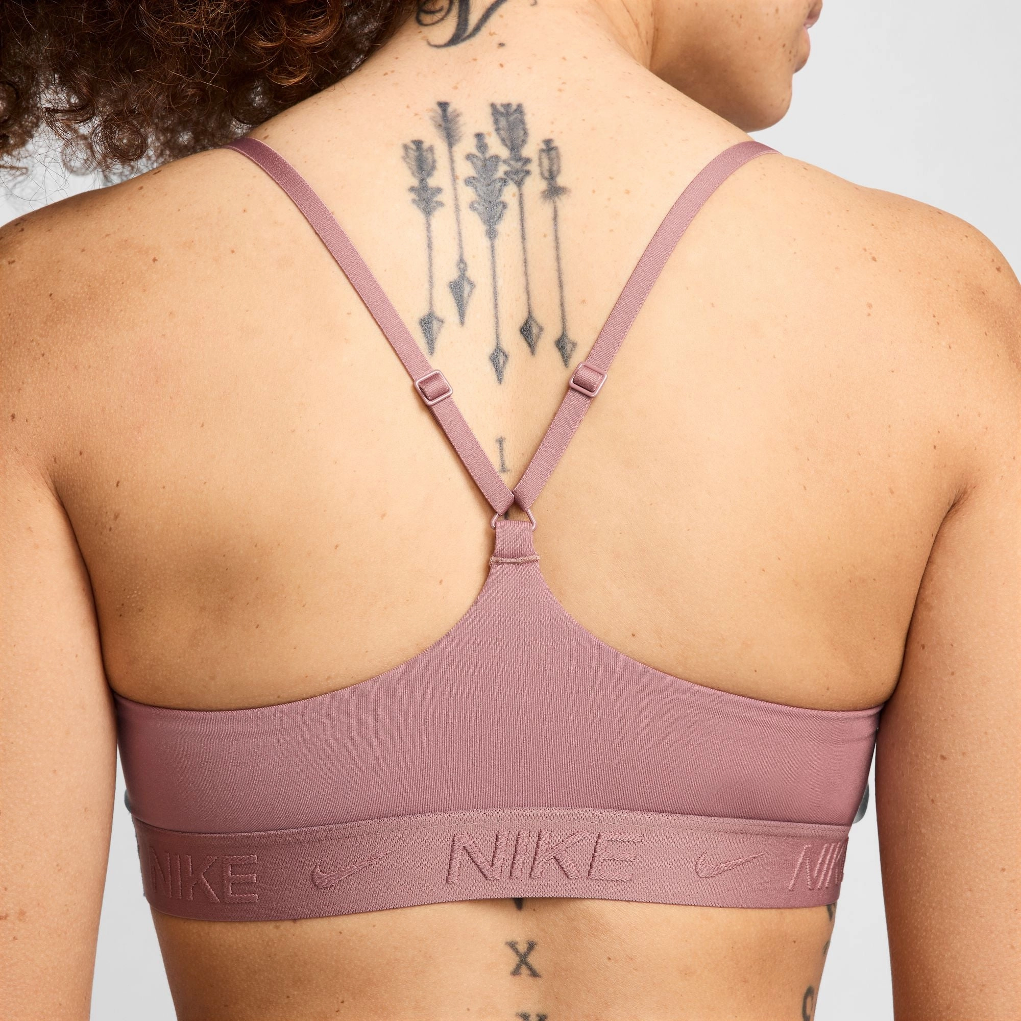 Nike Women's Indy Light-Support Sports Bra Smokey Mauve / Black clean look LightweightTextile