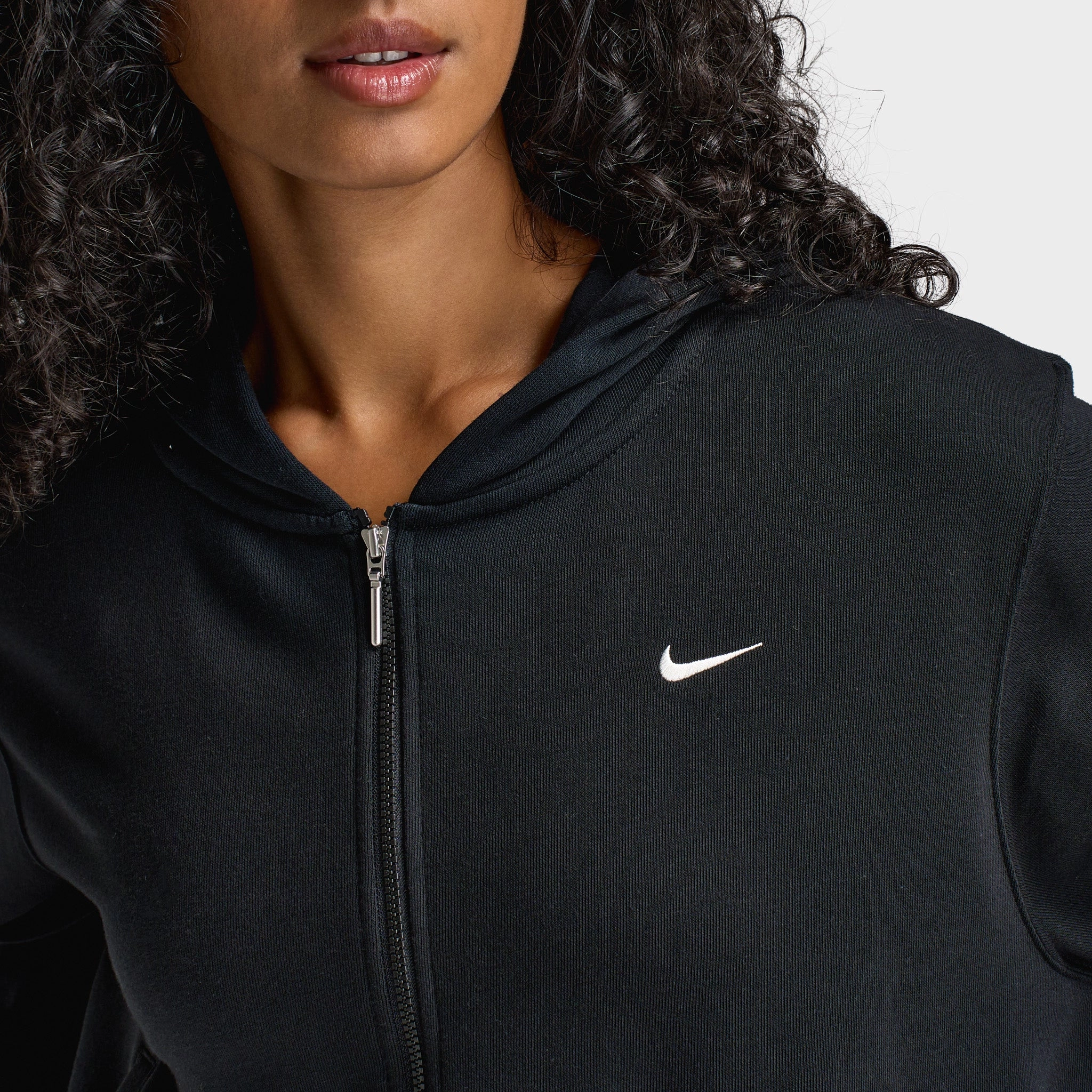 Adjustable drawstring Organza Fit Nike Women's Loose Full-Zip French Terry Hoodie Black / Sail