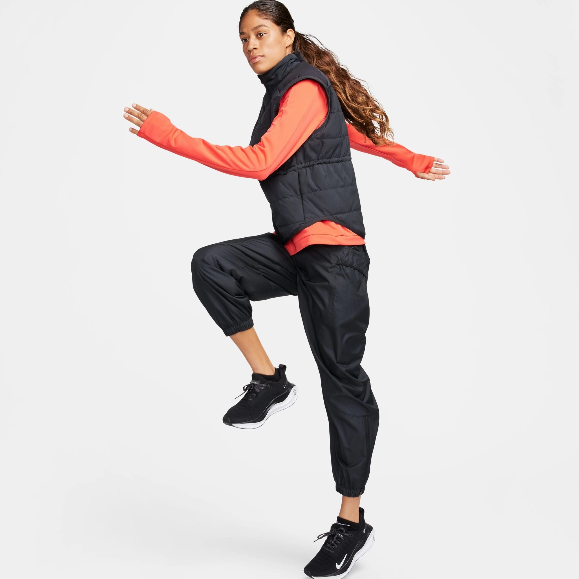 Durable Stitching Nike Women's Therma-FIT Swift Running Gilet Black
