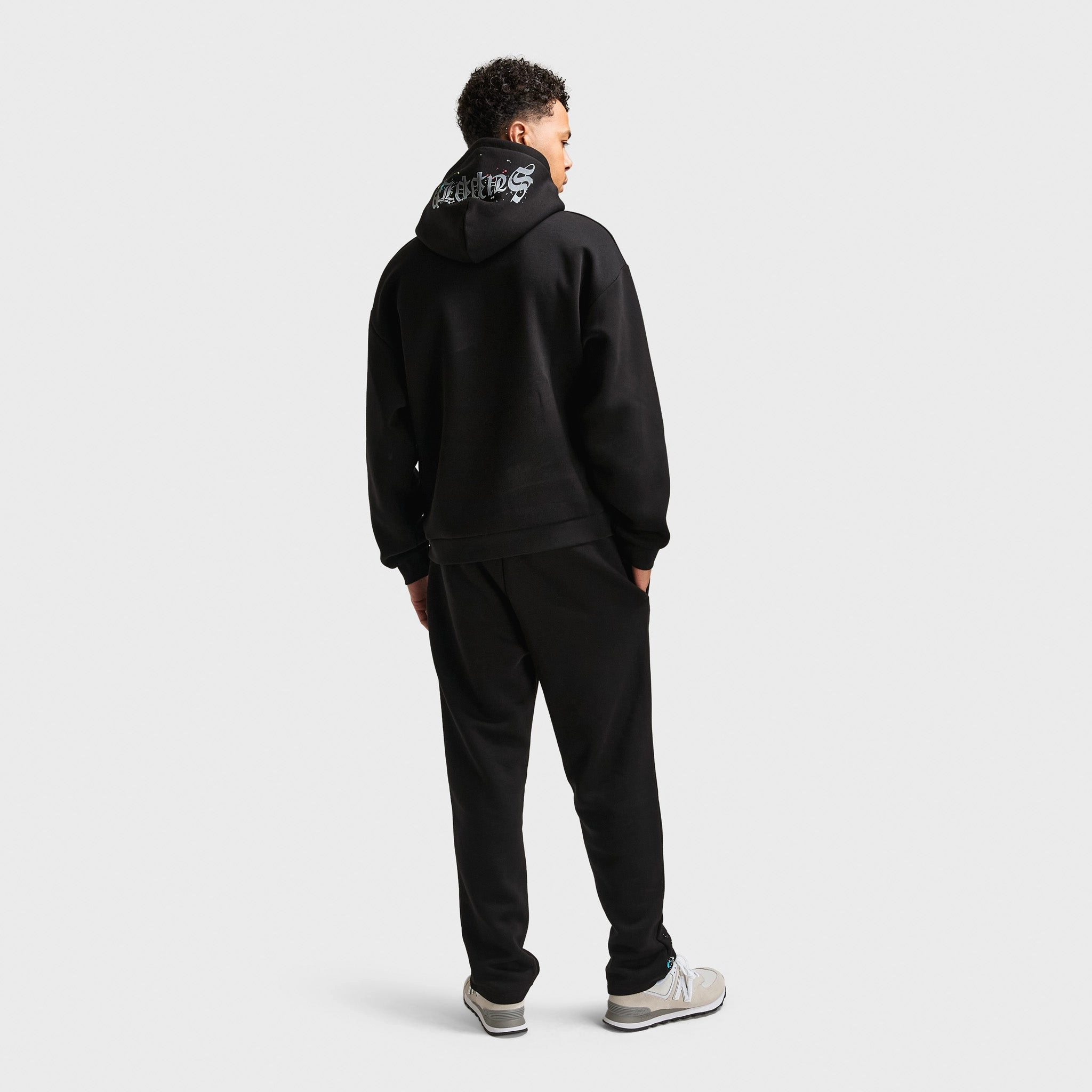 Transitional Wear Friction Resistant Supply & Demand Larson Sweater / Black