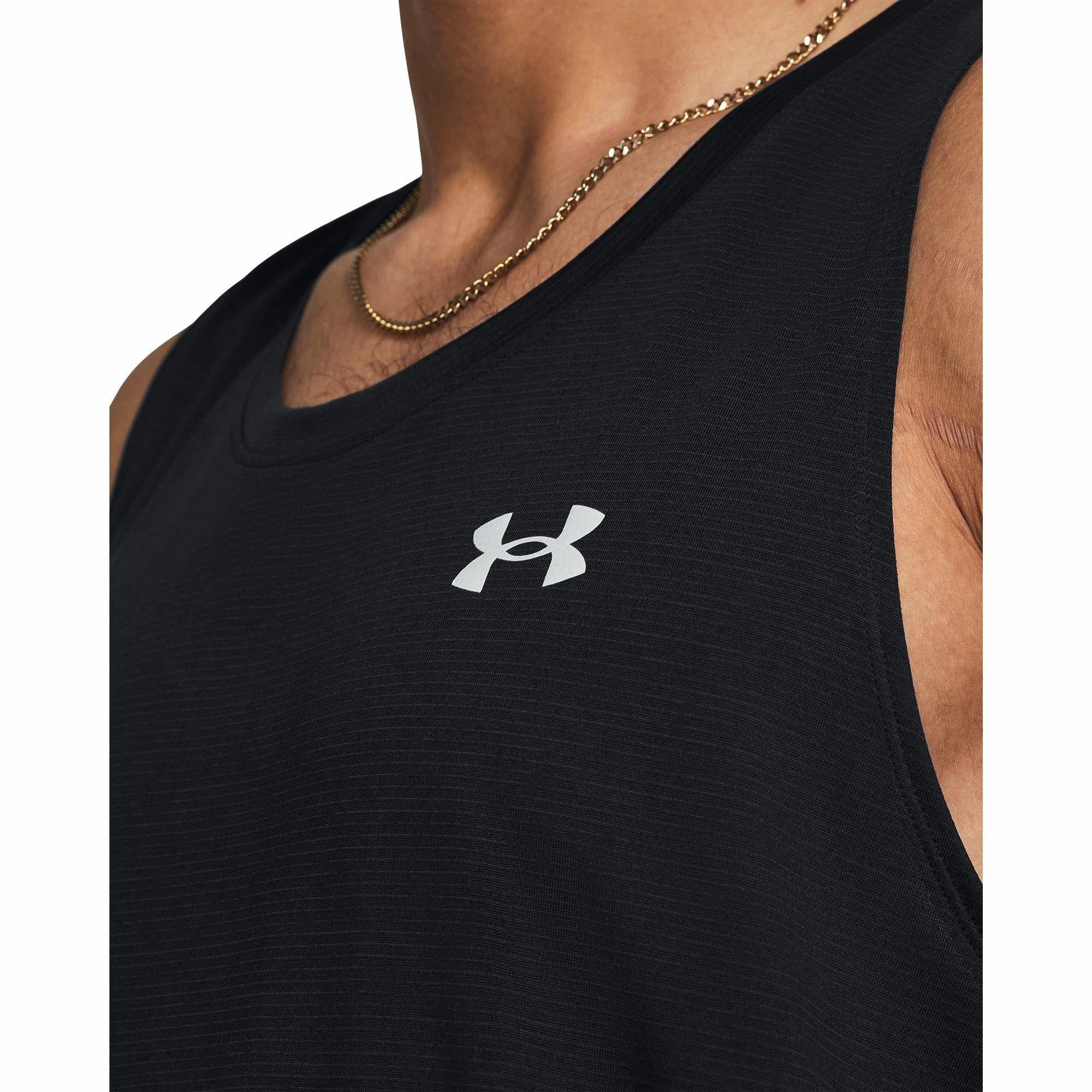 Under Armour Launch Mens Running Vest - Black Opacity Breathable Padding