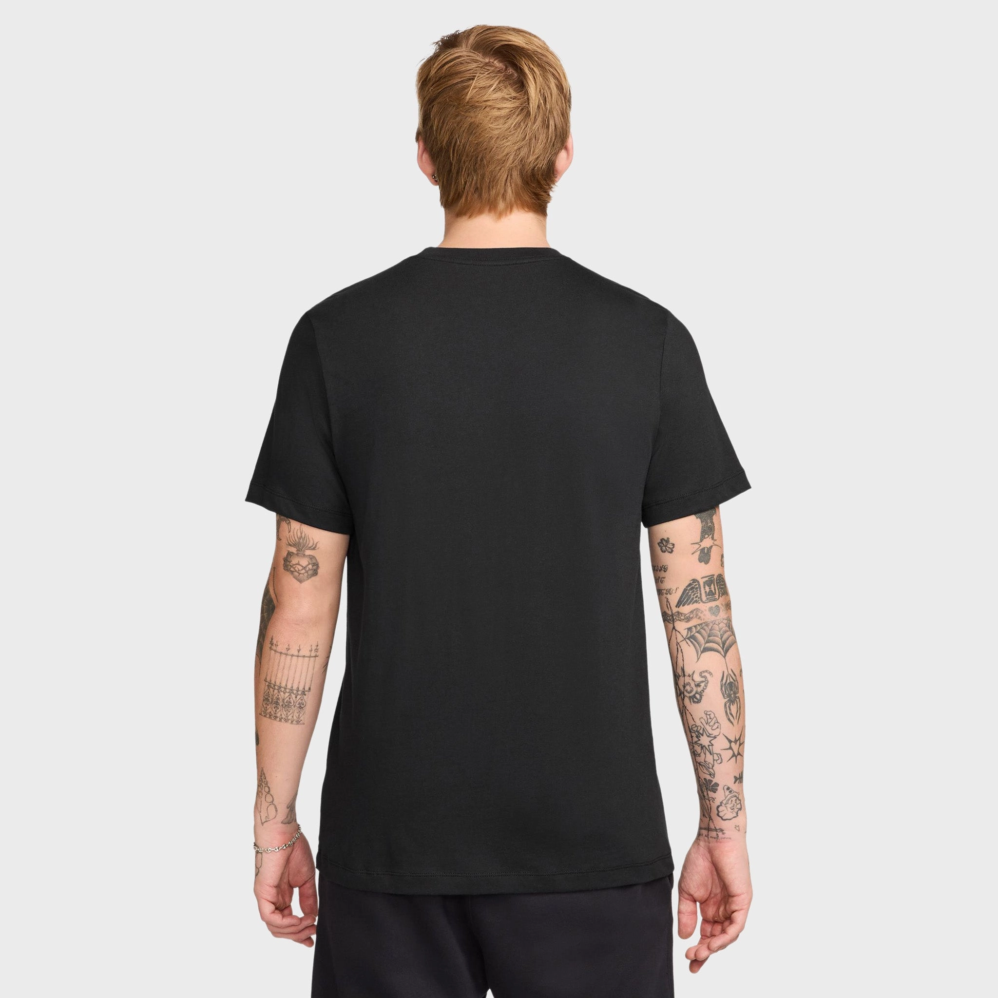 single purpose Nike Sportswear Men?s T-Shirt / Black