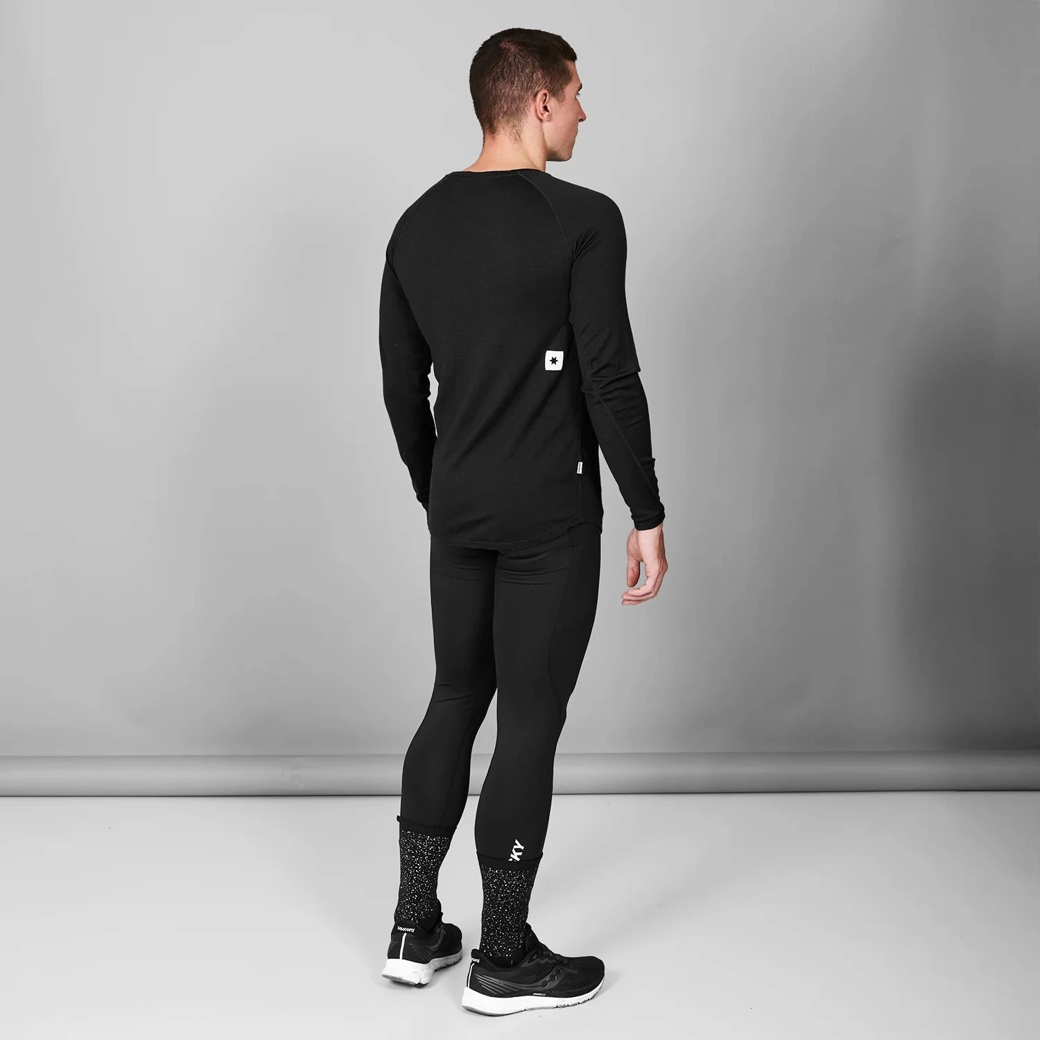 SAYSKY Men's Merino Base 165 Top Black American Ease Run Glow
