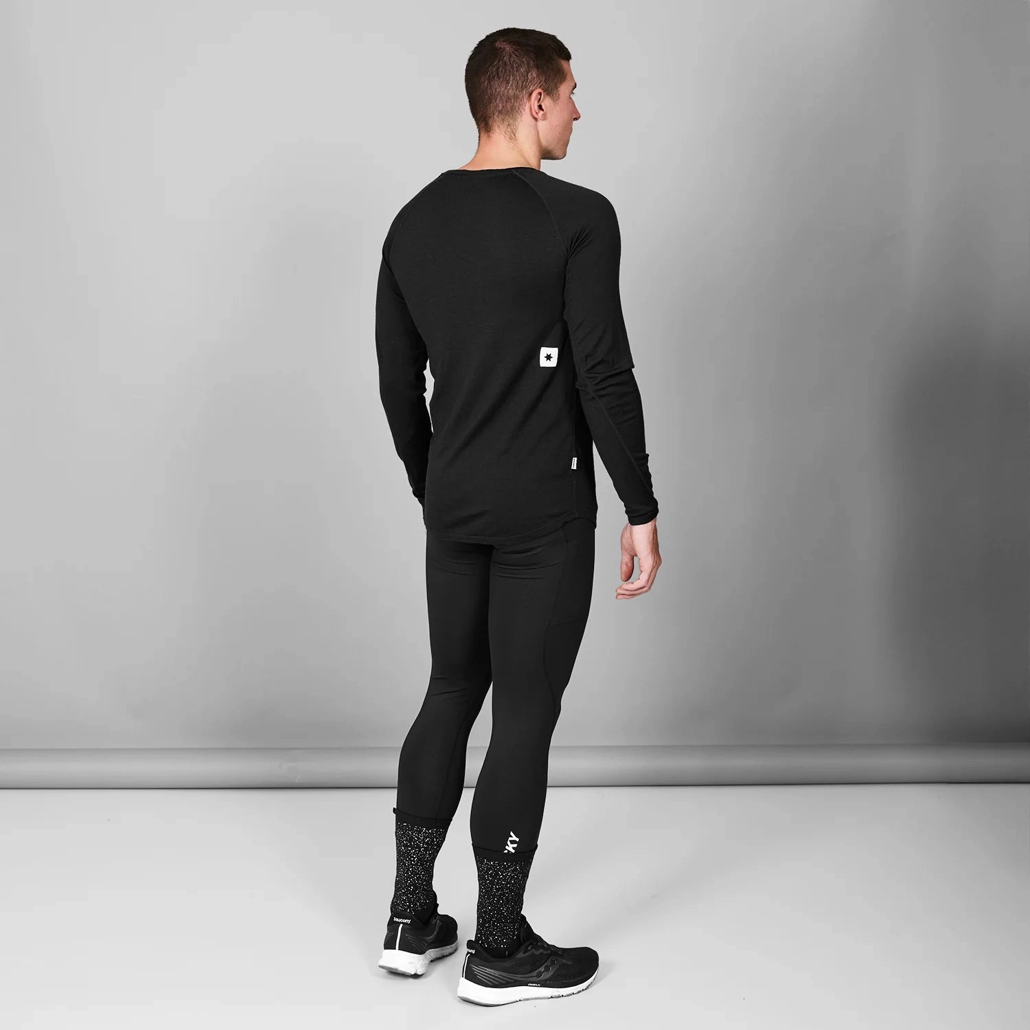 SAYSKY Men's Merino Base 165 Top Black ChafeResistant Seams
