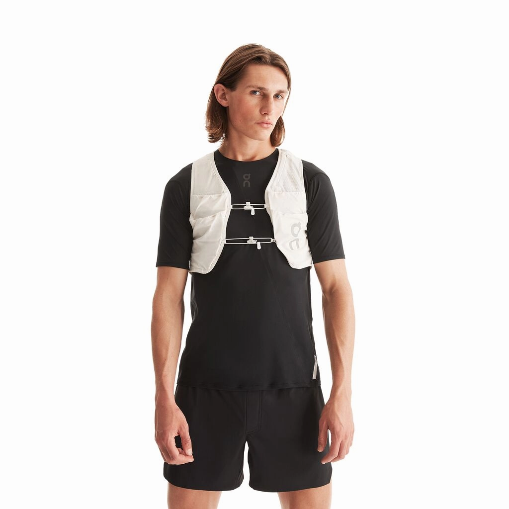 On Ultra Vest 5L Undyed-White ordinary
