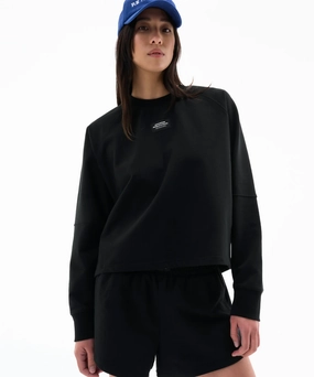 DoubleLayered Collar Ergonomic Pattern P.E Nation Season Point Sweater (Black)