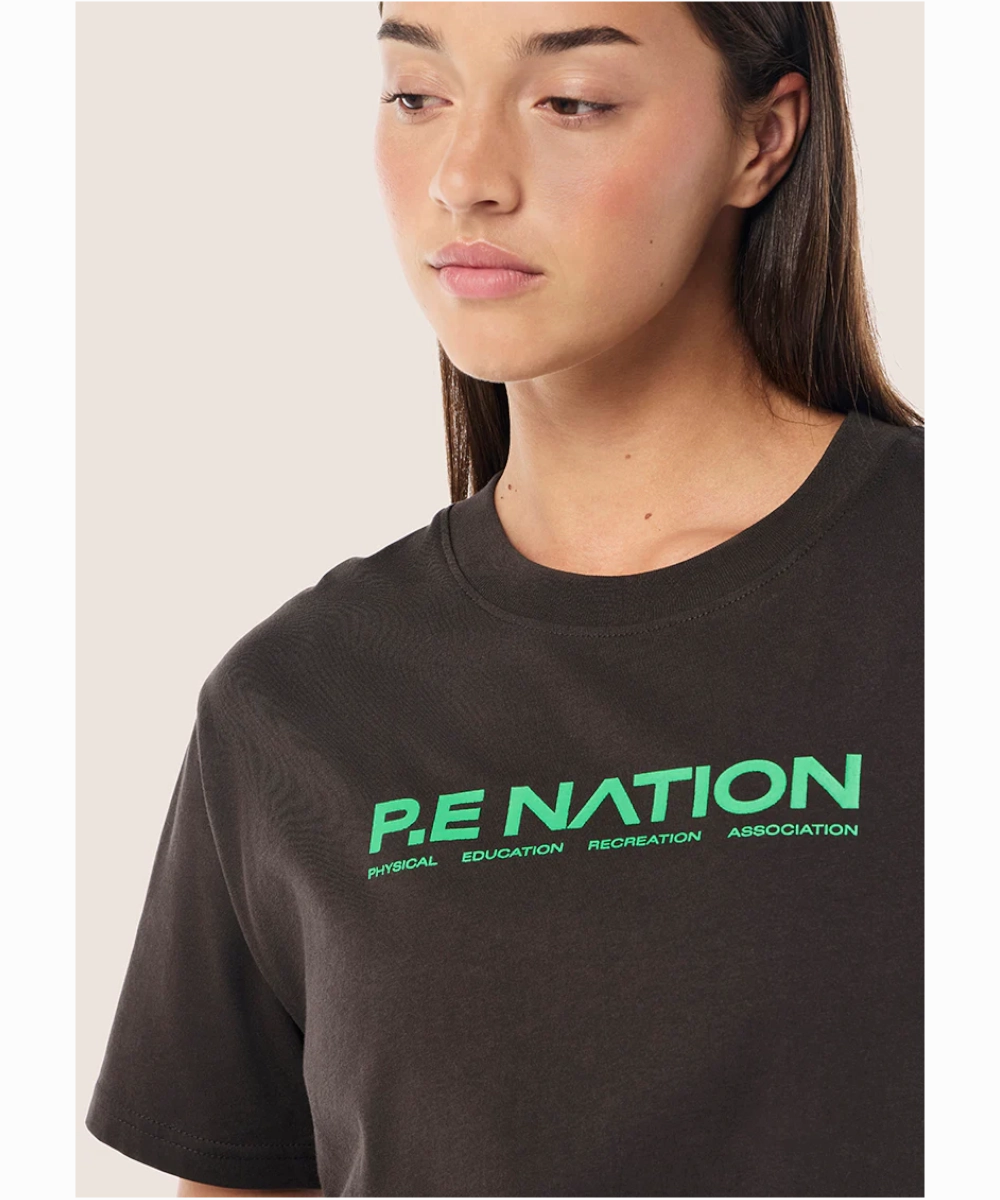 P.E Nation Aero SS Tee (Caviar) Flexible Hemline Travel Light