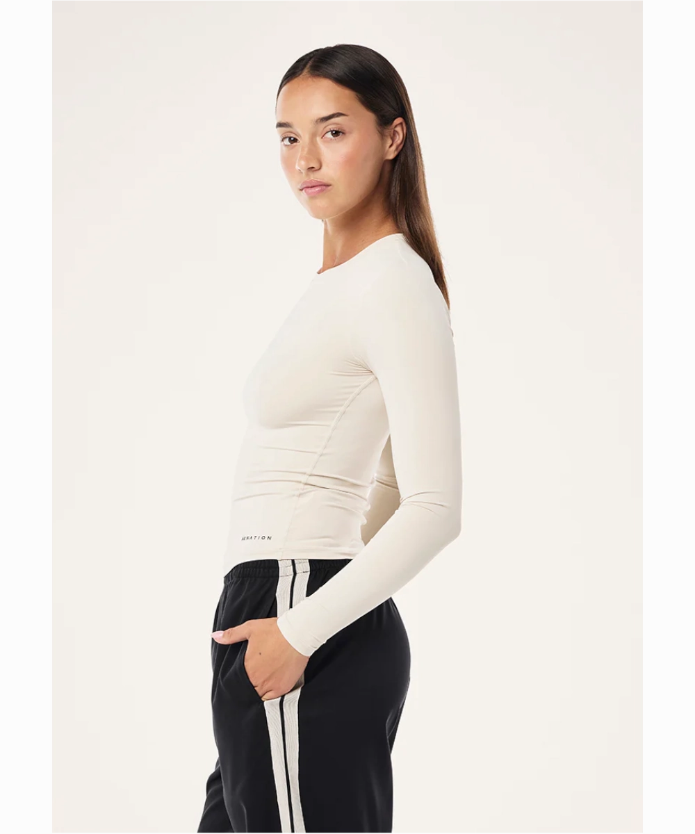 QuickDryMaterial DoubleLayered Collar P.E Nation Foundation LS Top (Cloud)
