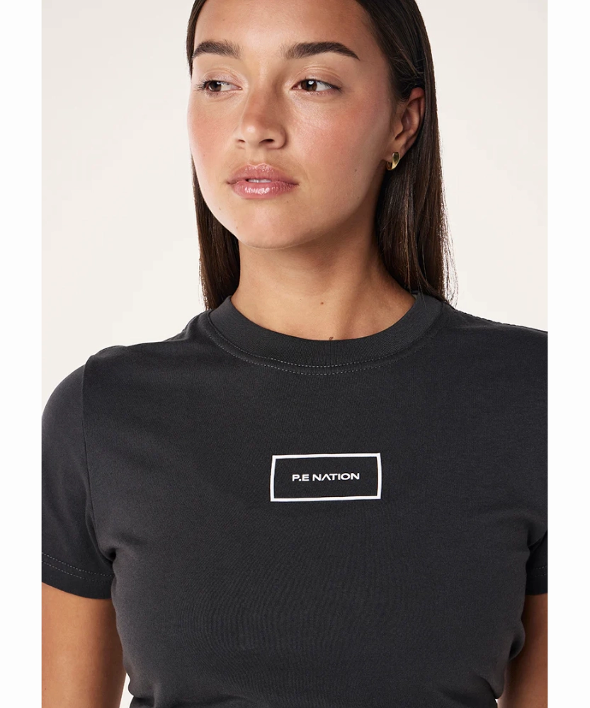quick dry P.E Nation Kite Tee (Washed Black)