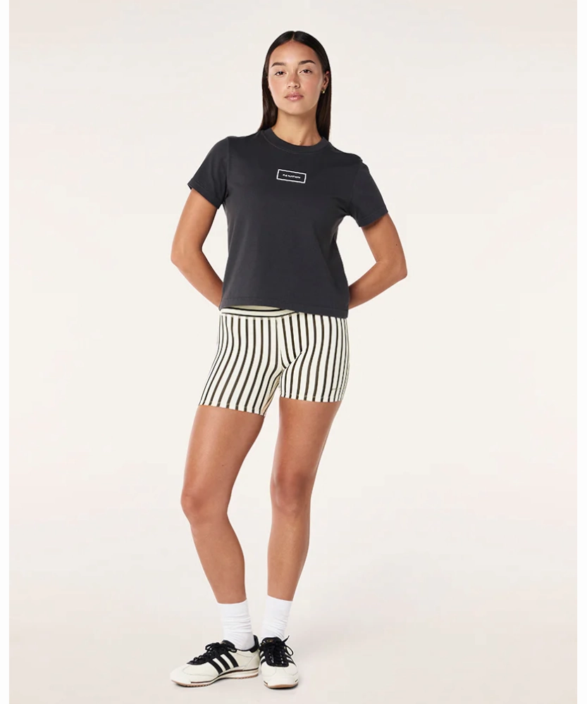 HighCollar Style P.E Nation Kite Tee (Washed Black)