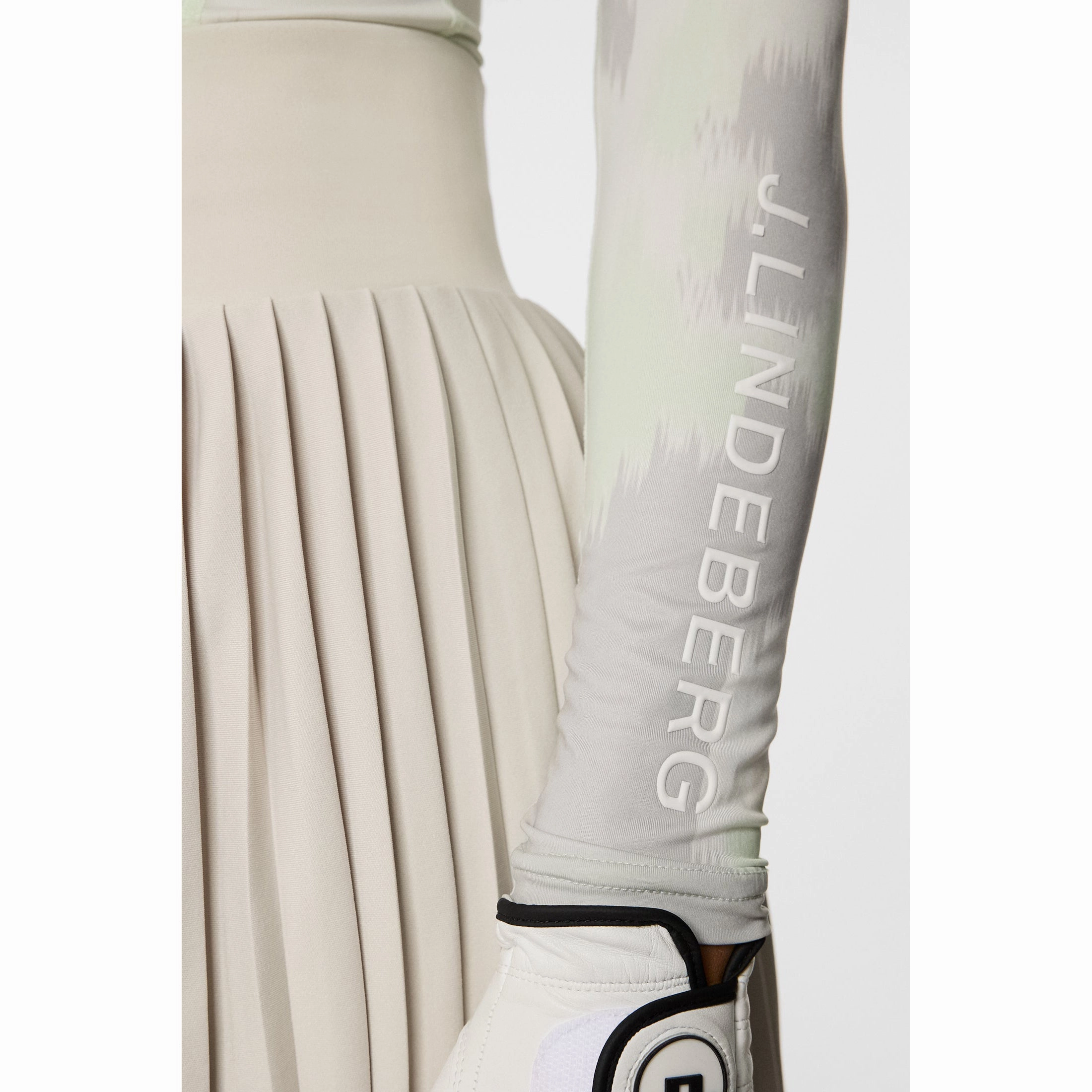 Classic Comfort EasyCare Woven Fabric J.Lindeberg Women's Ella Print Compression Golf Shirt - Warp Ambrosia