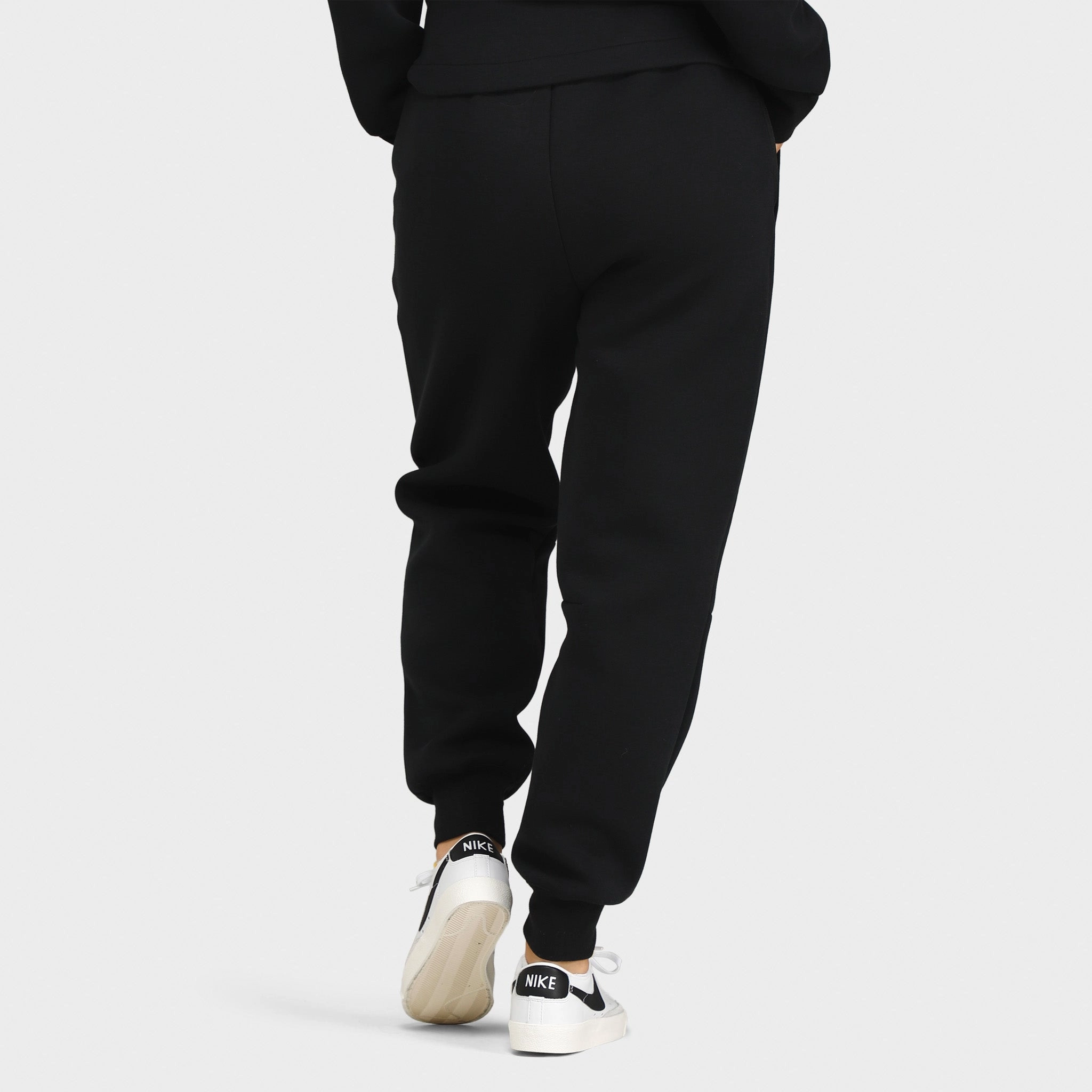 Nike Sportswear Women's Tech Fleece Mid-Rise Joggers / Black EcoDyeProcess Light Ease