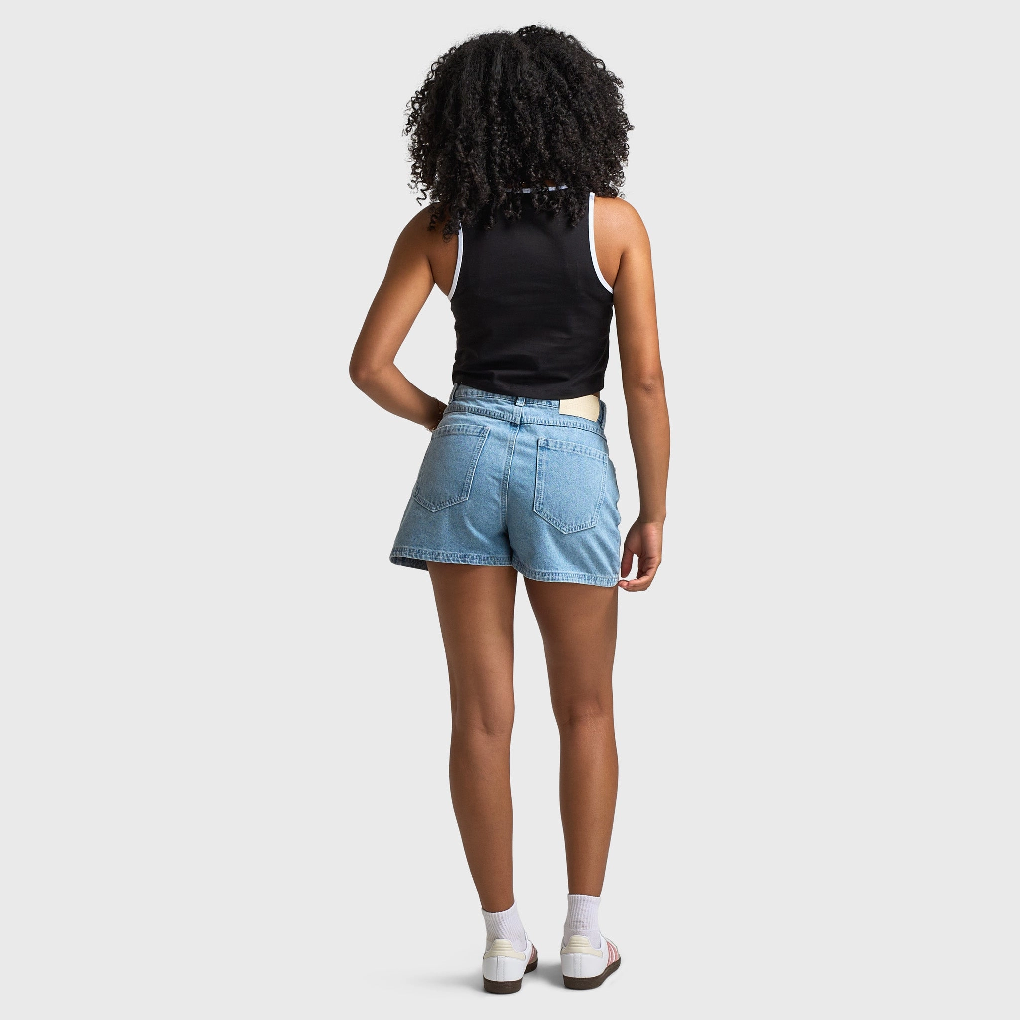 Timeless Fashion Eco Certified Fiber Unlike Humans Women's Humans Tank Black / White