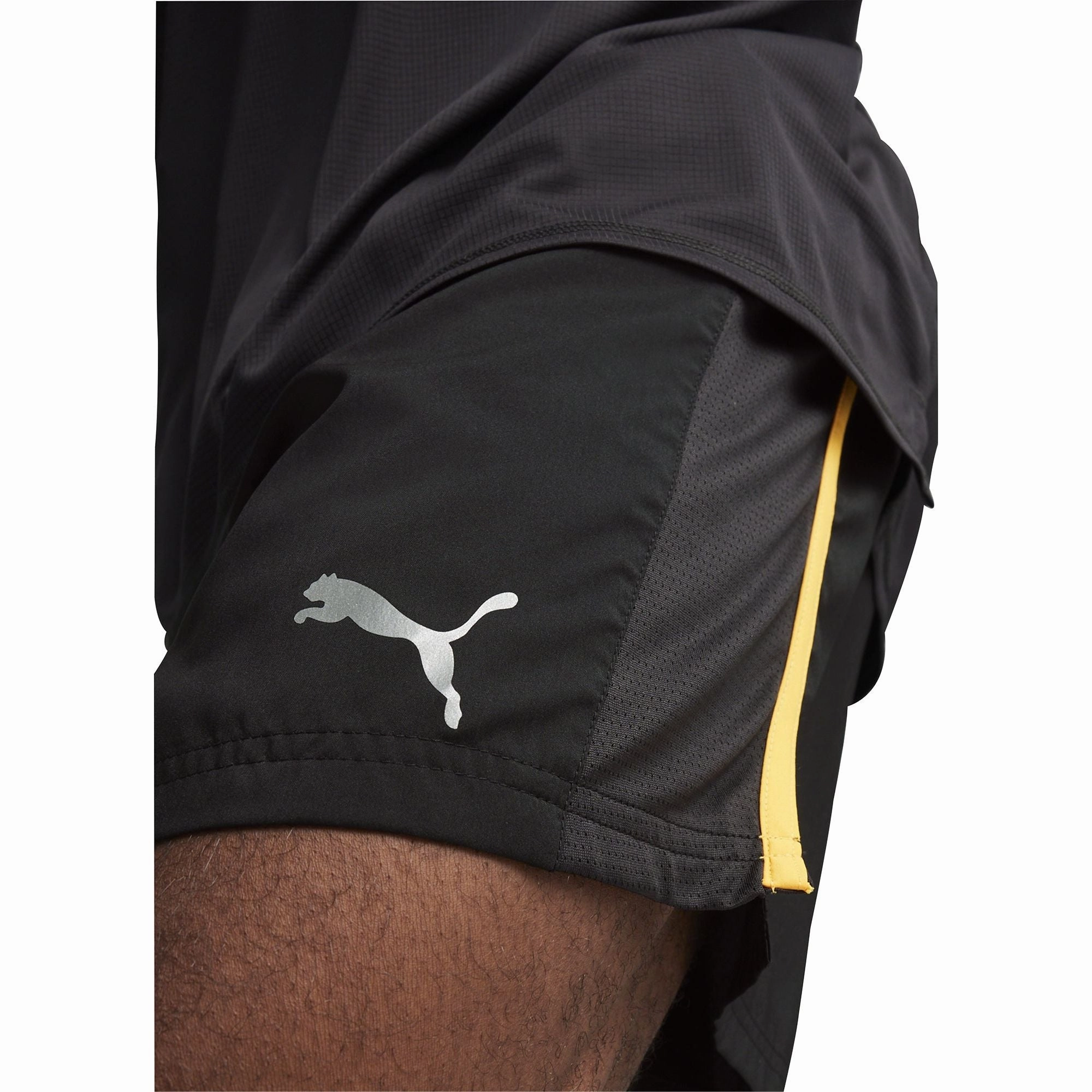 Breathable fabric construction Puma Run Favourite Velocity 5 Inch Mens Running Shorts - Black