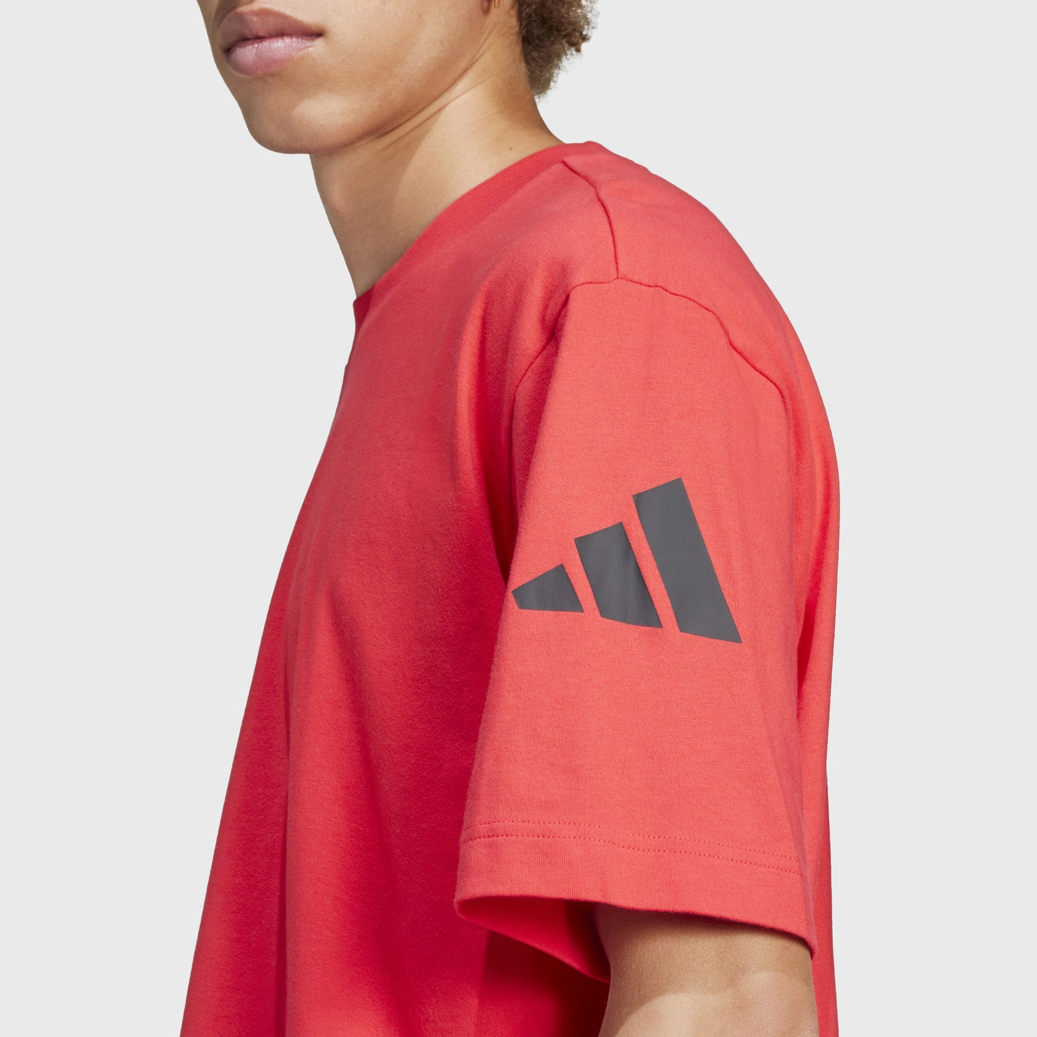 Mid range adidas Essentials Loose Fit 3 Bar Logo T-Shirt Pure Ruby / Black