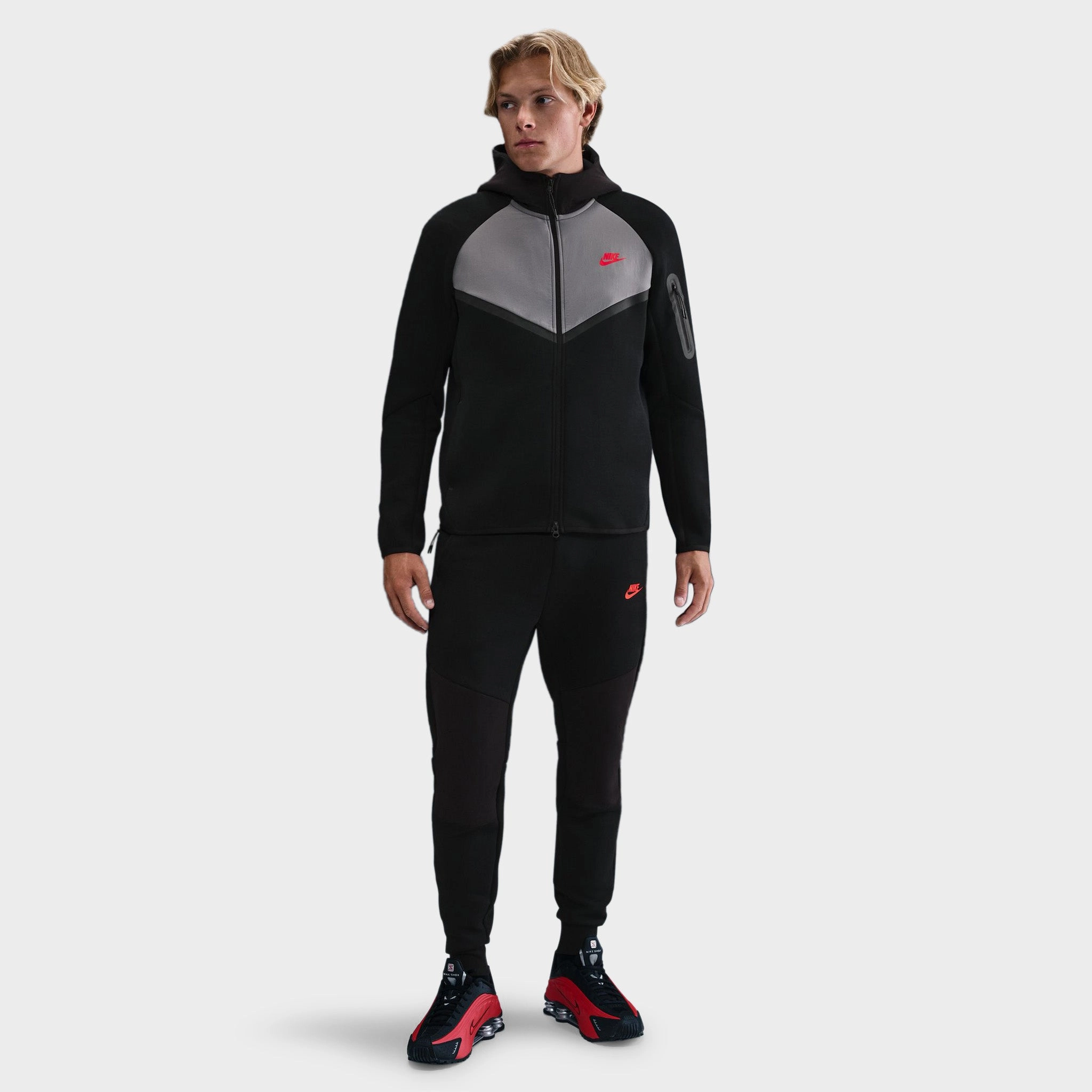Nike Sportswear Tech Fleece Joggers Black / Smoke Grey - Bright Crimson AntiSagFabricTech