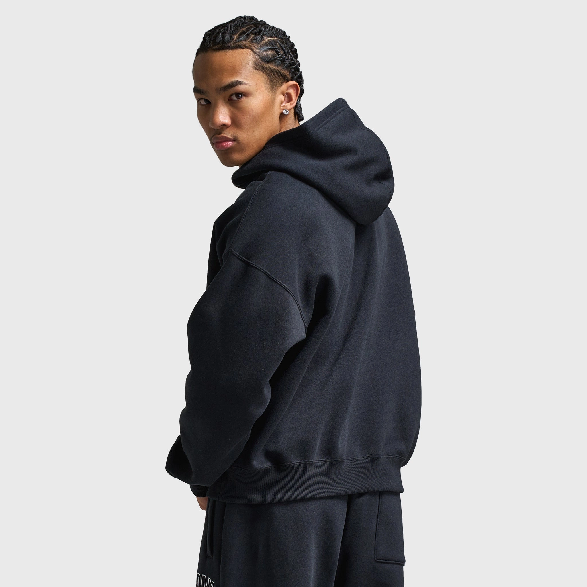 Waterproof Design Modern Street Jordan Brooklyn Oversized Graphic Pullover Hoodie Black / Gym Red