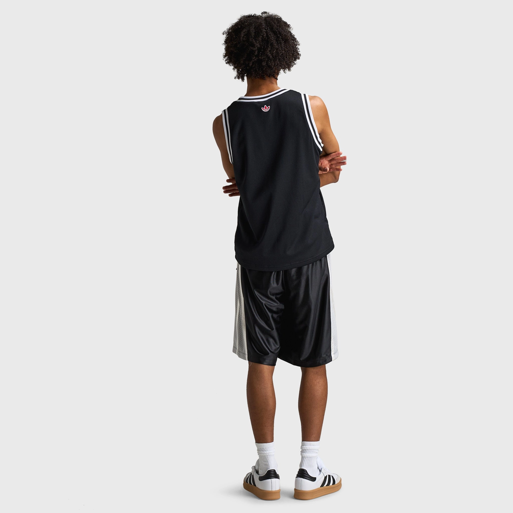 Outdoor Layer Weightless Travel Design adidas Originals Cutline Shorts / Black