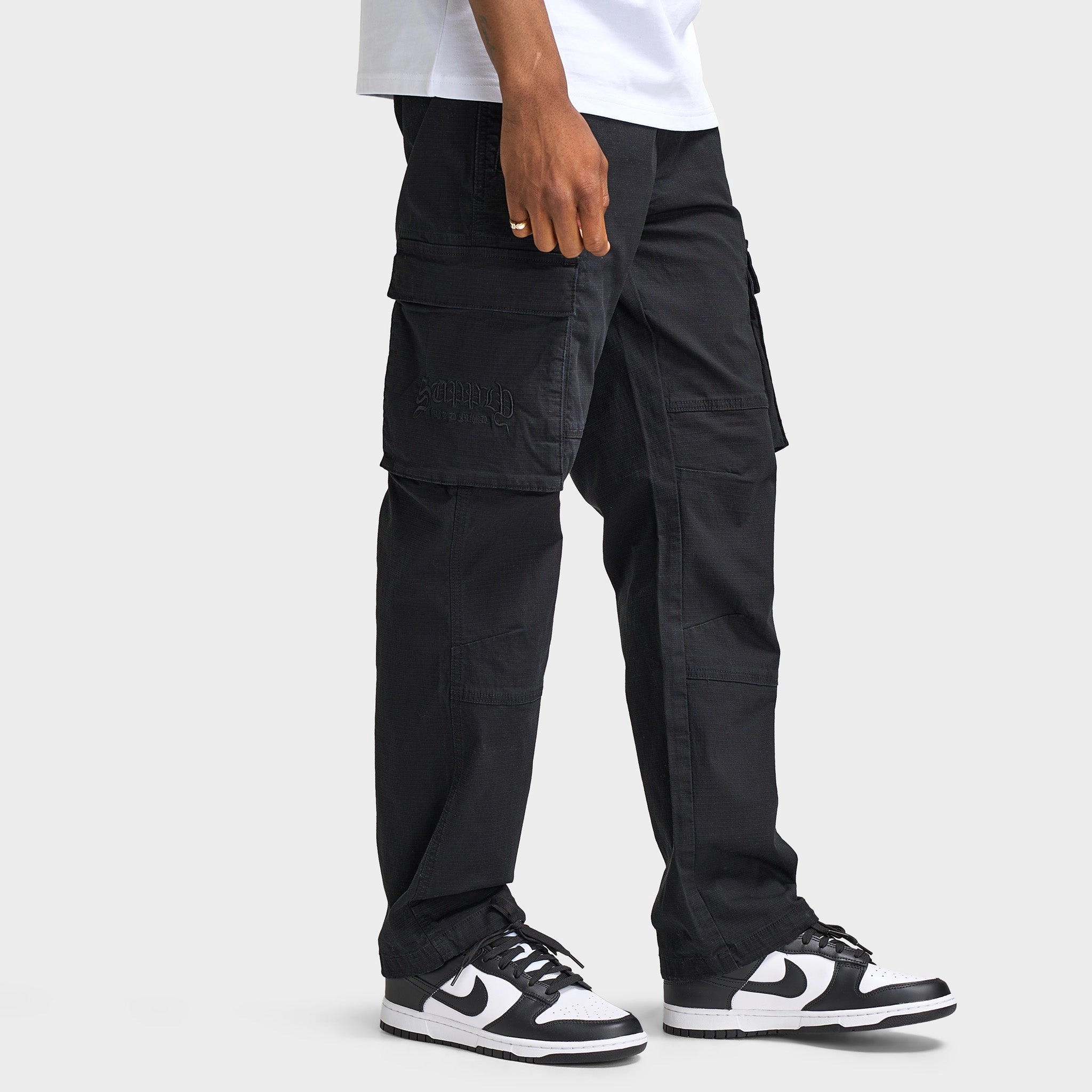 Supply & Demand Strap Cargo / Black MoistureControl Lining floral