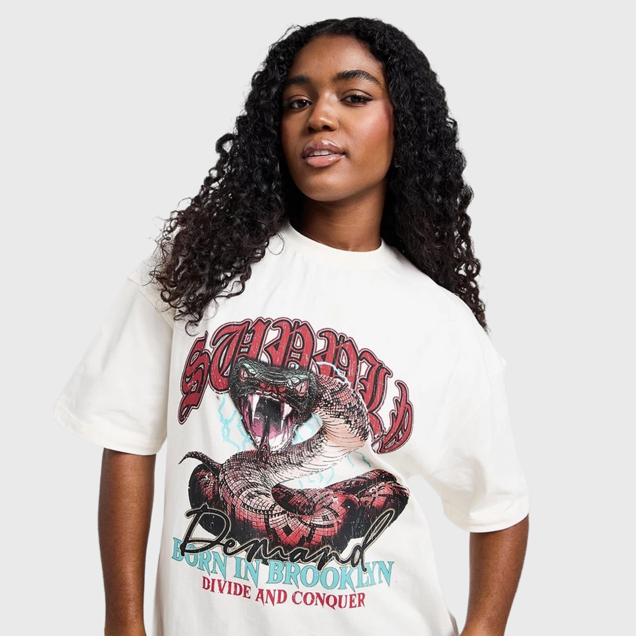 Supply & Demand Women's Born Graphic T-Shirt / Sugar Swizzle Comfortable Piece Soft Layer