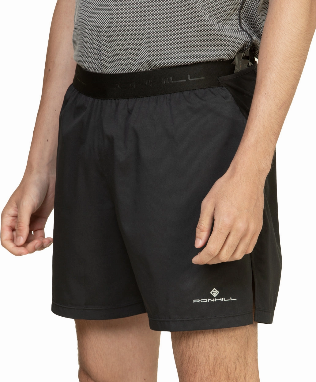 Luxury Brand Ronhill Tech All Terrain 5 Inch Mens Running Shorts - Black