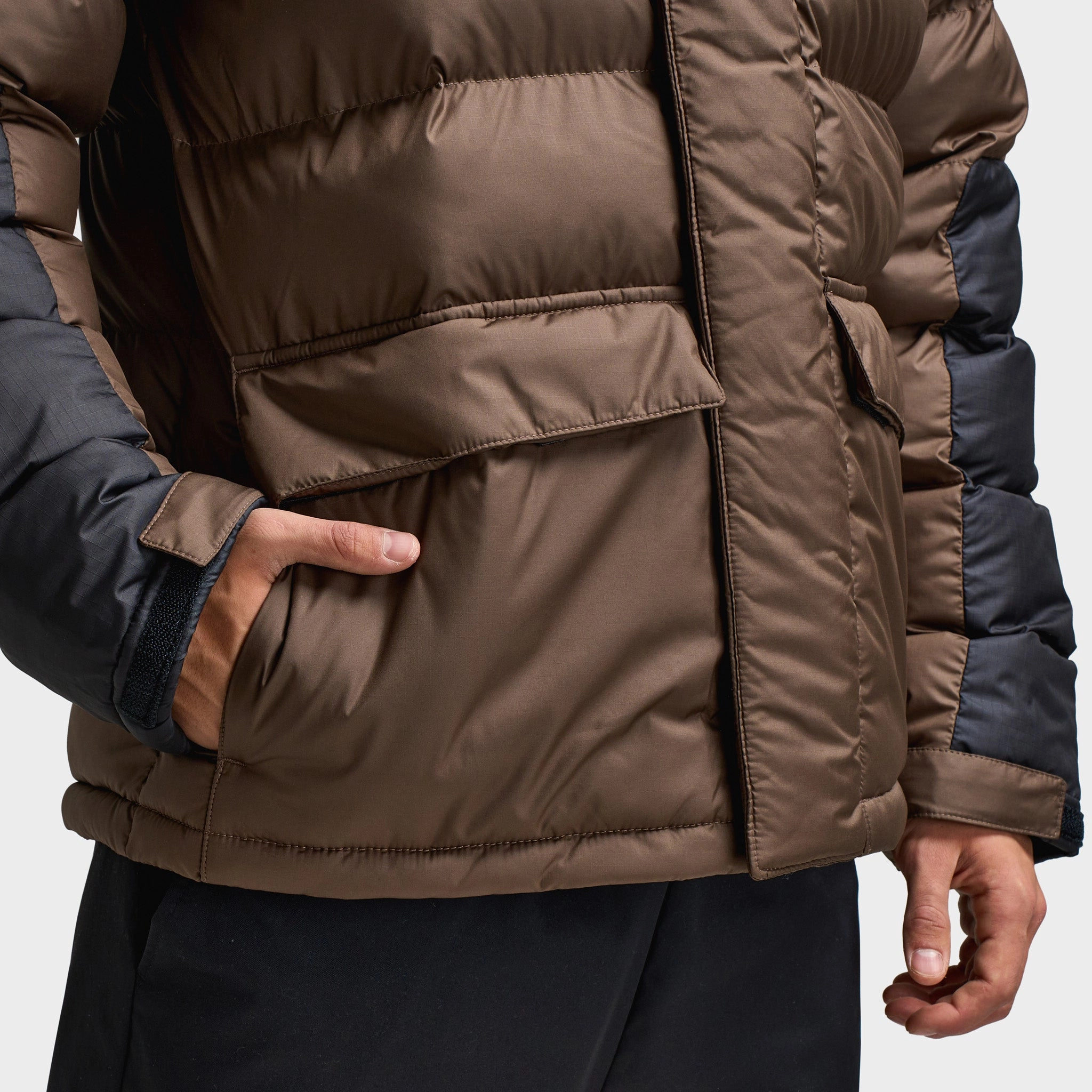 embroidery purse venue The North Face Limbara Insulated Jacket / Smokey Brown