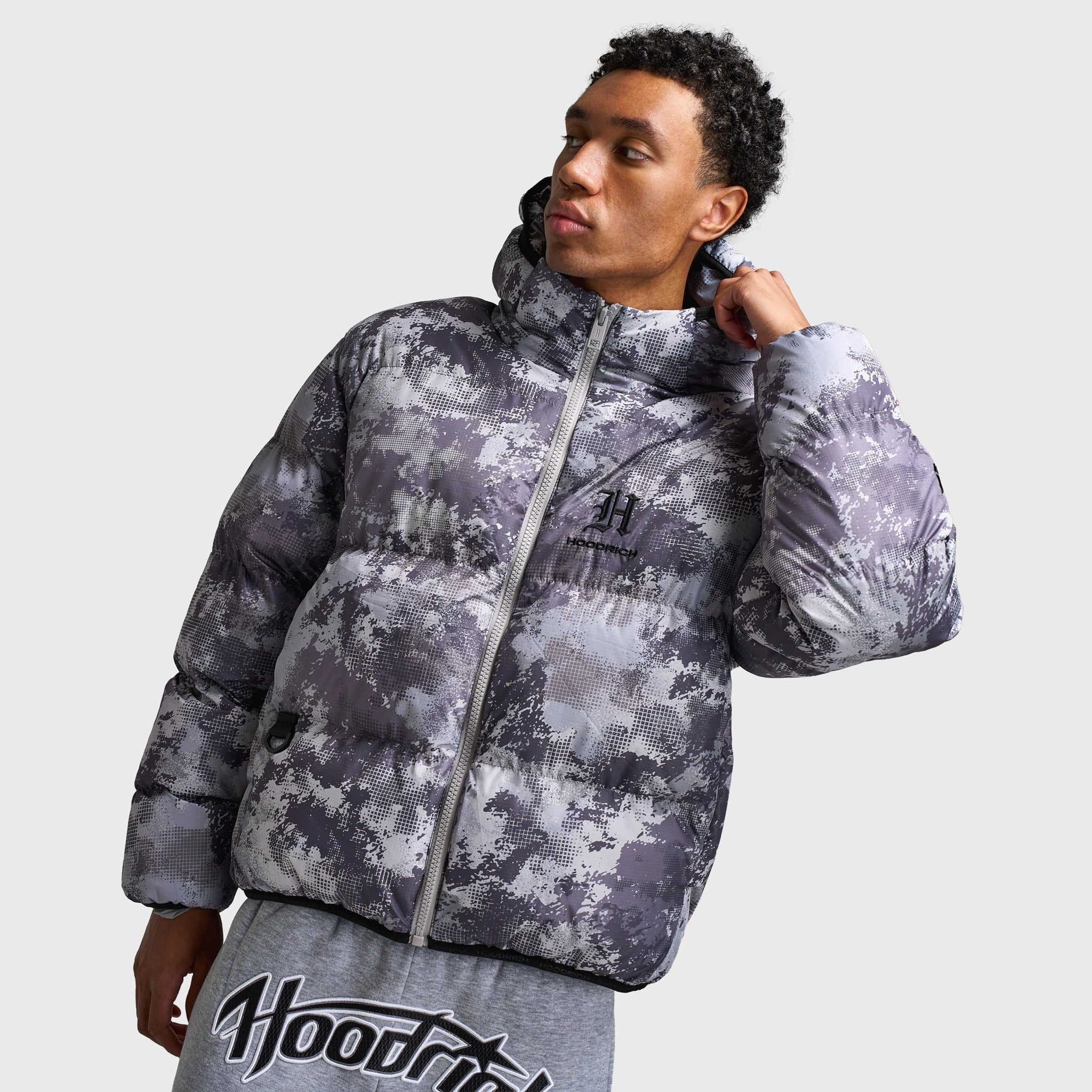 waterproof construction Waterproof Material Hoodrich Ark Puffer Jacket Digital Camo / Black