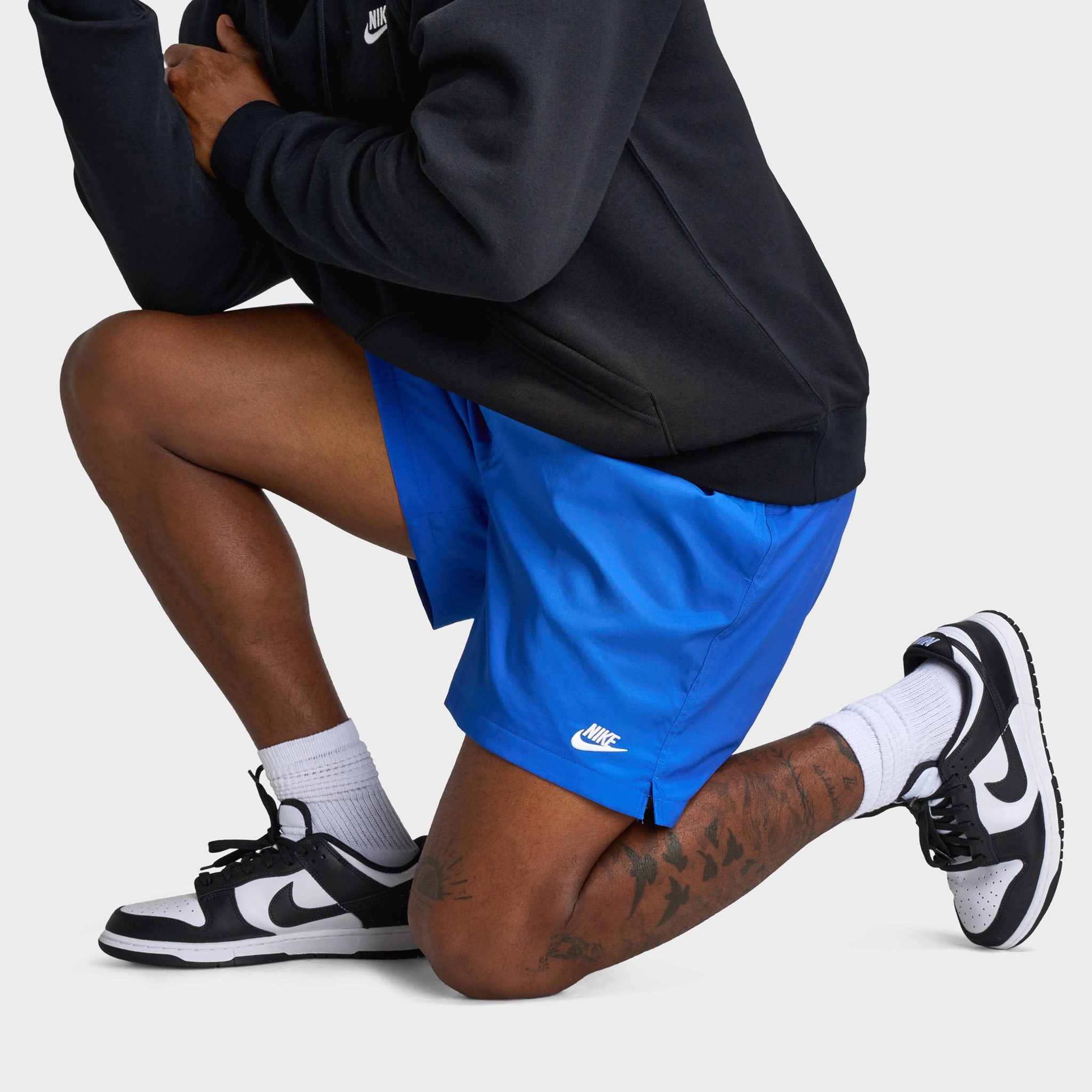 Nike Club Flow Shorts Game Royal / White Adaptive Tension Control