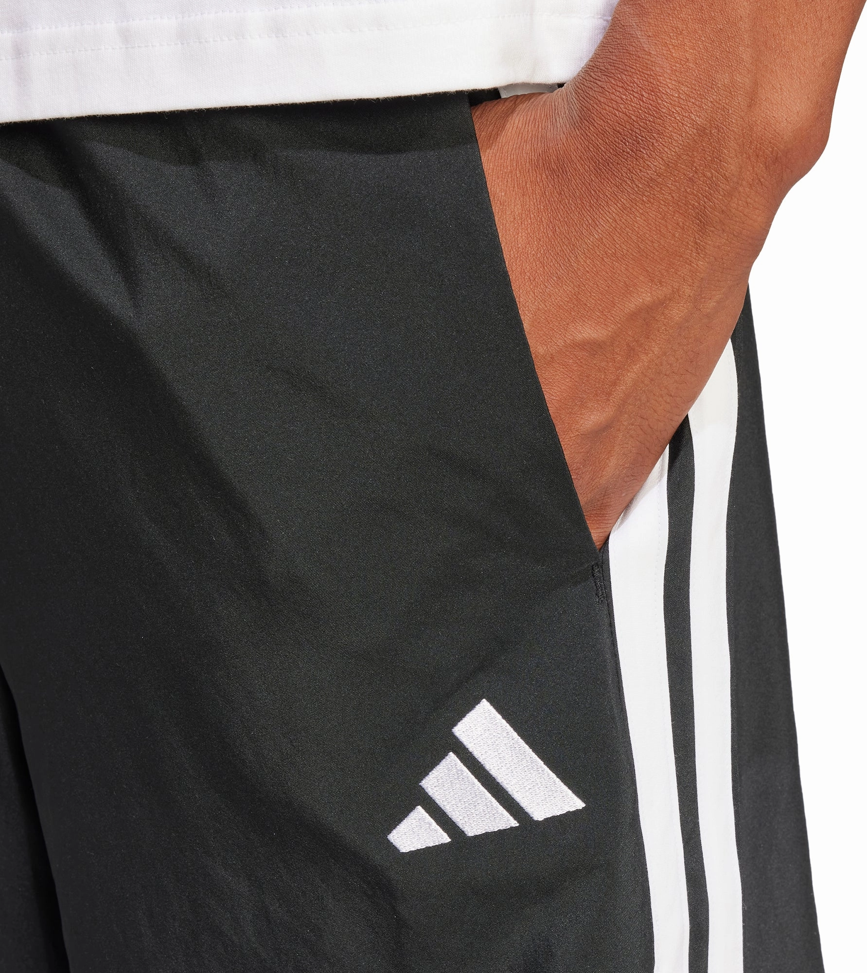 adidas Essentials 3 Stripes Chelsea Mens Training Shorts - Black ThermalRegulation