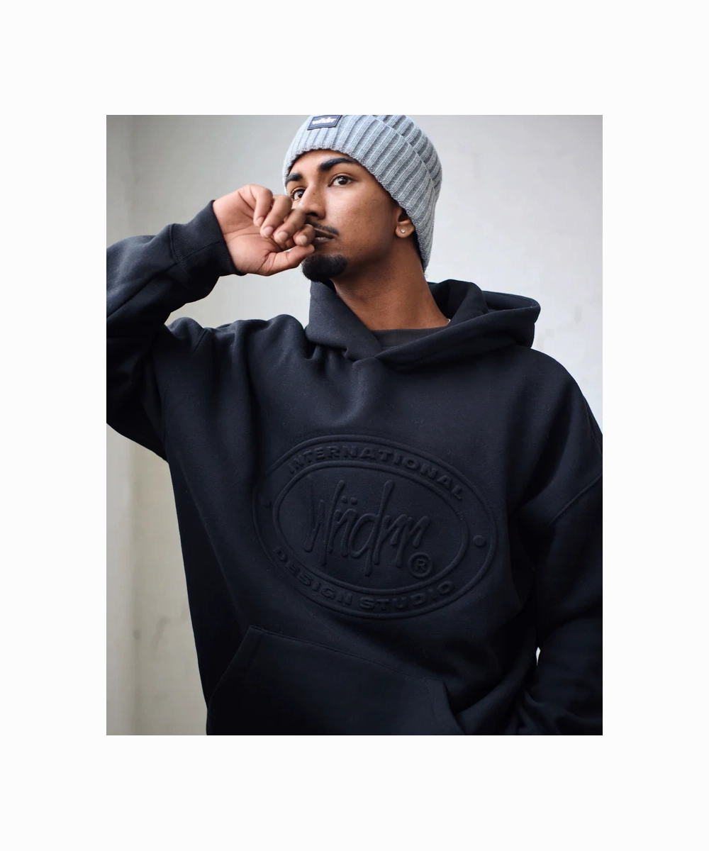 Busy Glow Shape Hug WNDRR Minted Hood Sweat (Black)