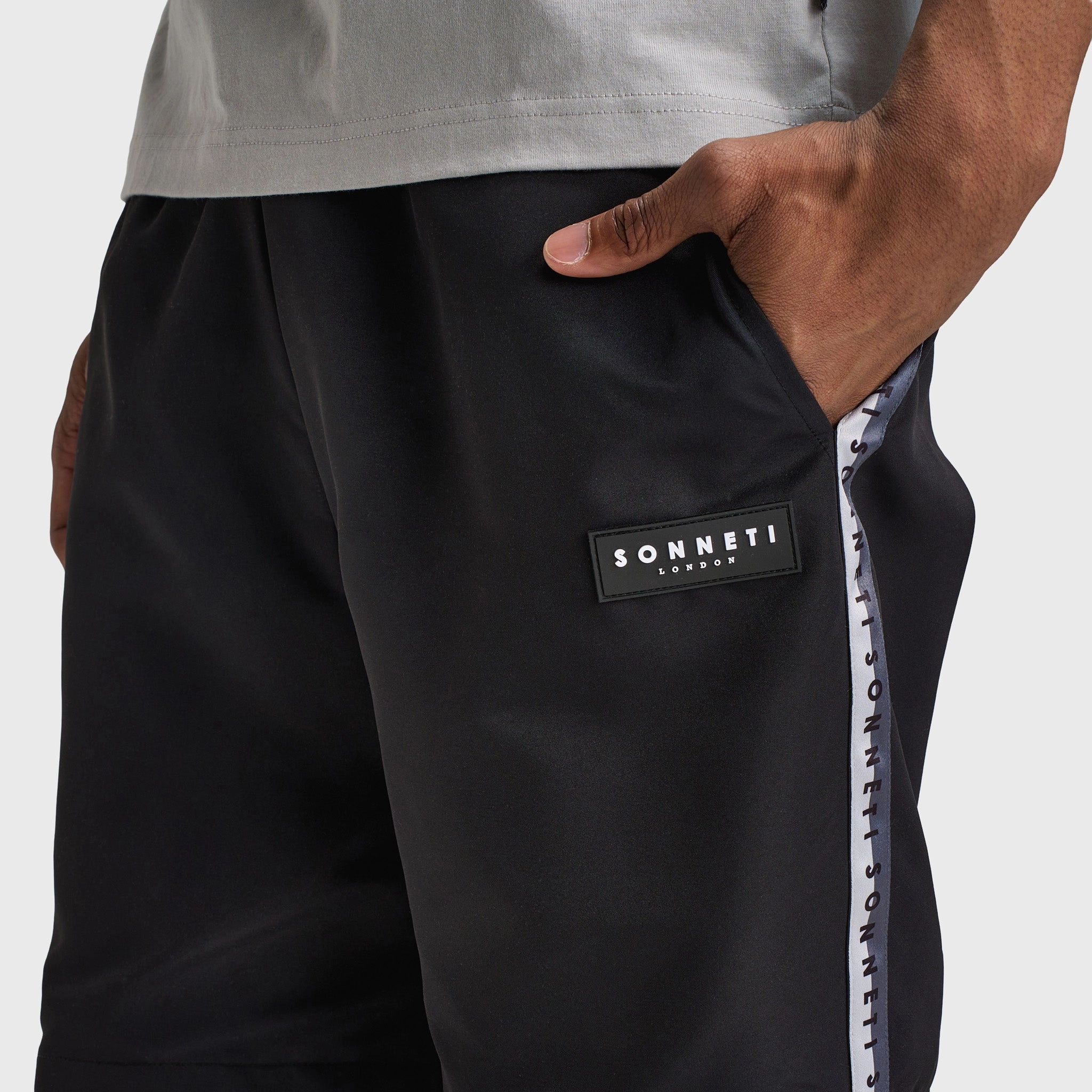 Sonneti Krypt Swim Shorts / Black Warm Fit quick-dry feature
