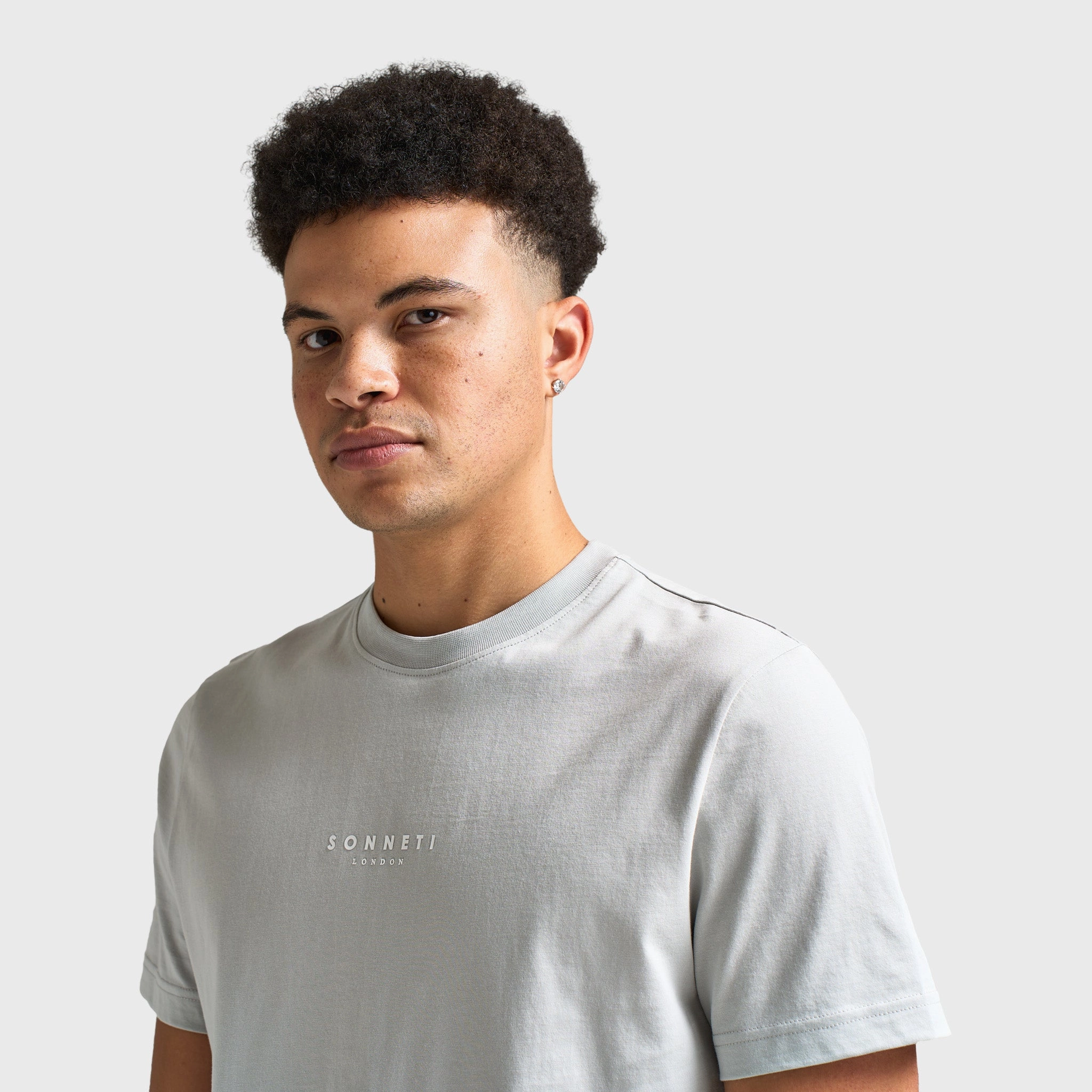 Reliable Sonneti London T-Shirt / High Rise