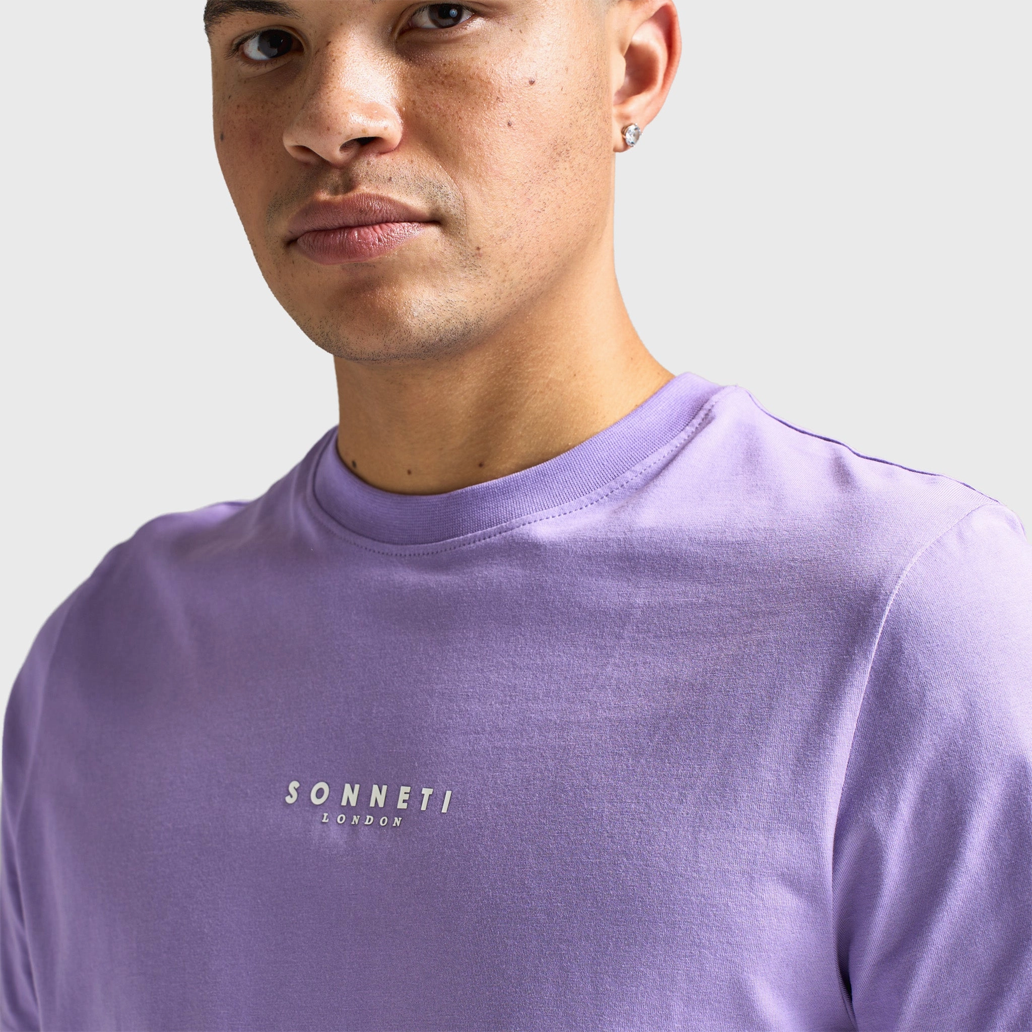 Sonneti London T-Shirt / Paisley Purple Smooth Movement Breathable mesh