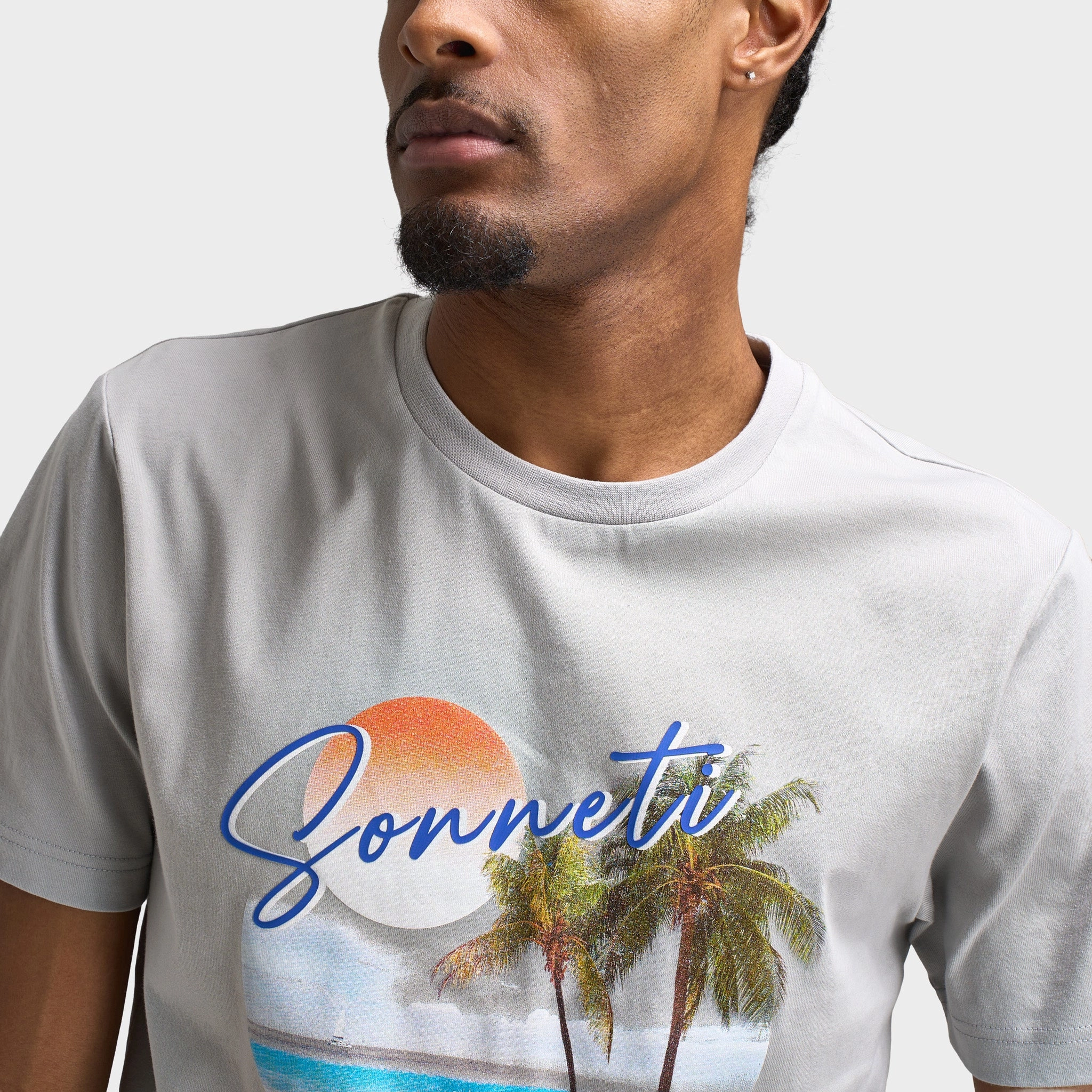 Sonneti Setting Graphic T-Shirt / High Rise LowProfile Design