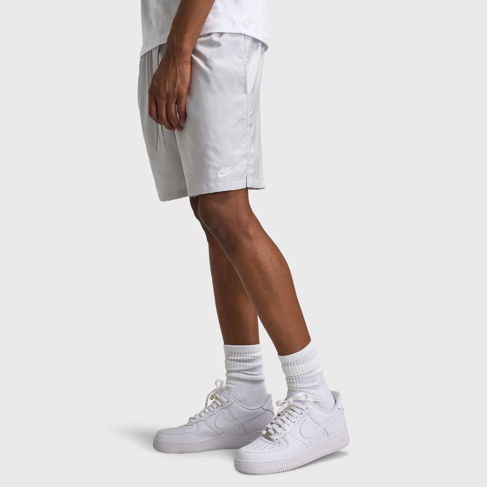 Nike Club Flow Shorts Photon Dust / White fitness enthusiasts