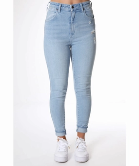 Free Fit Calm Wave Wrangler Skinny Hi-Pins Jean (Solis Fade)