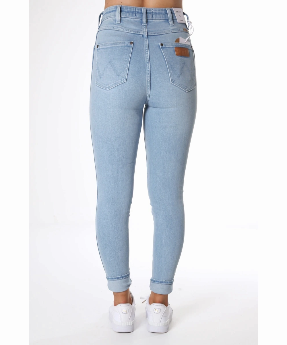 Wrangler Skinny Hi-Pins Jean (Solis Fade) Global Cool Recycled materials