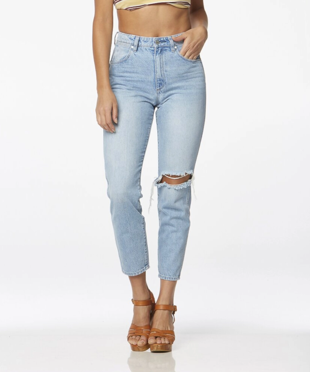 Craft Core Wrangler Drew Jeans (Lucille Blue)
